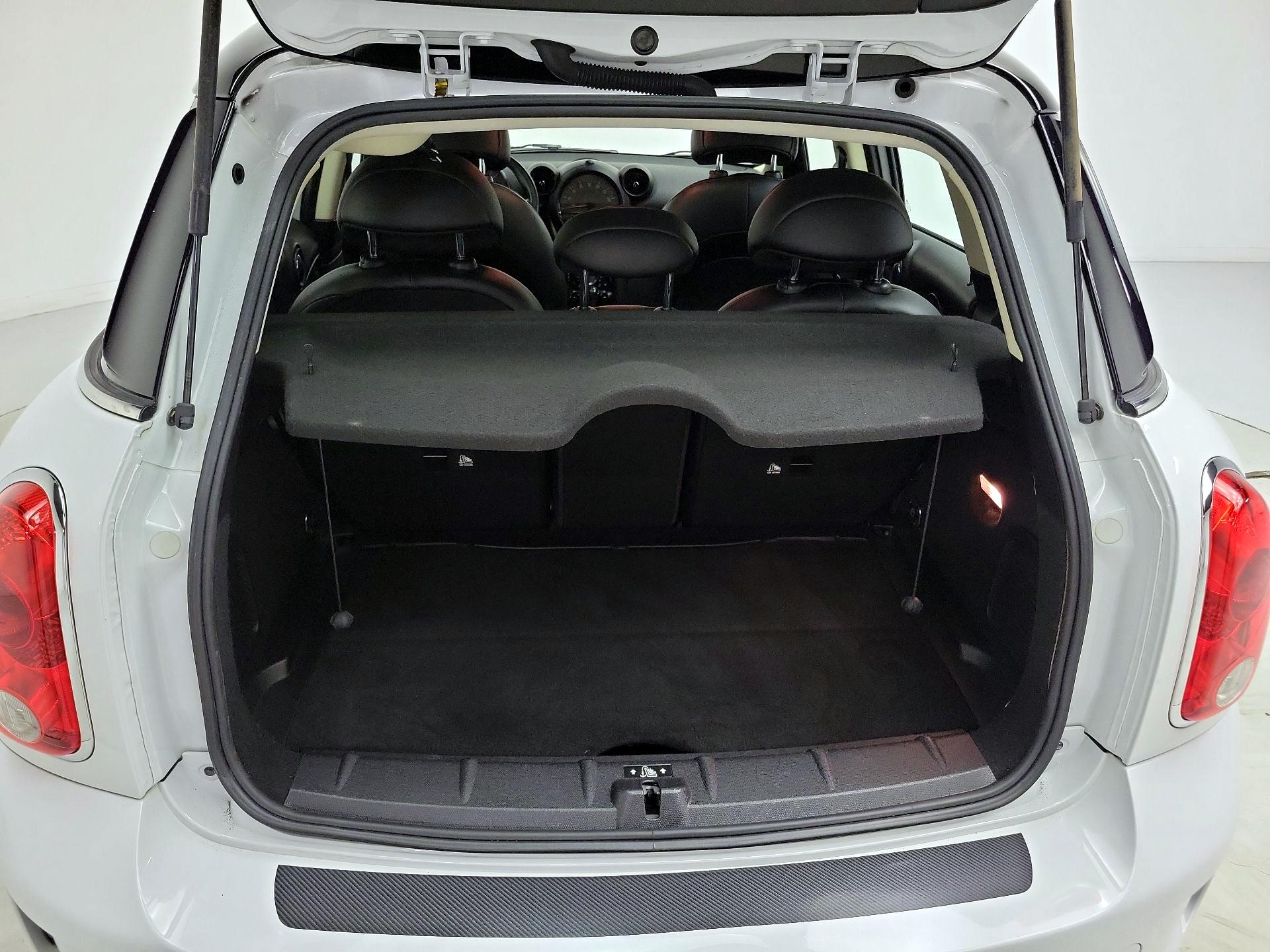 Thumbnail: 2015 MINI Cooper Countryman - 19