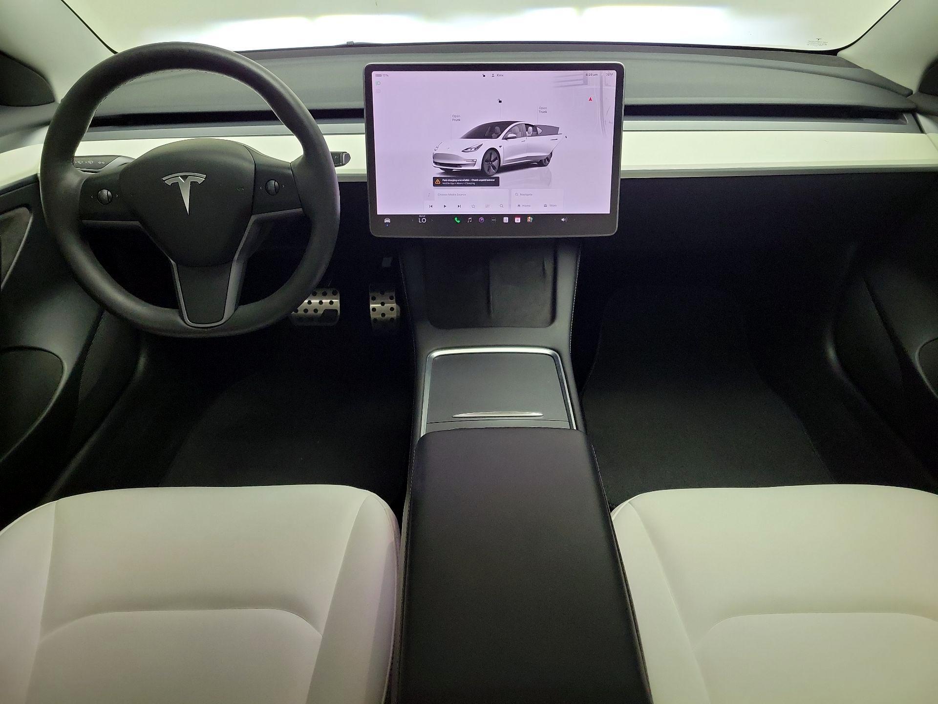Thumbnail: 2023 Tesla Model 3 - 9