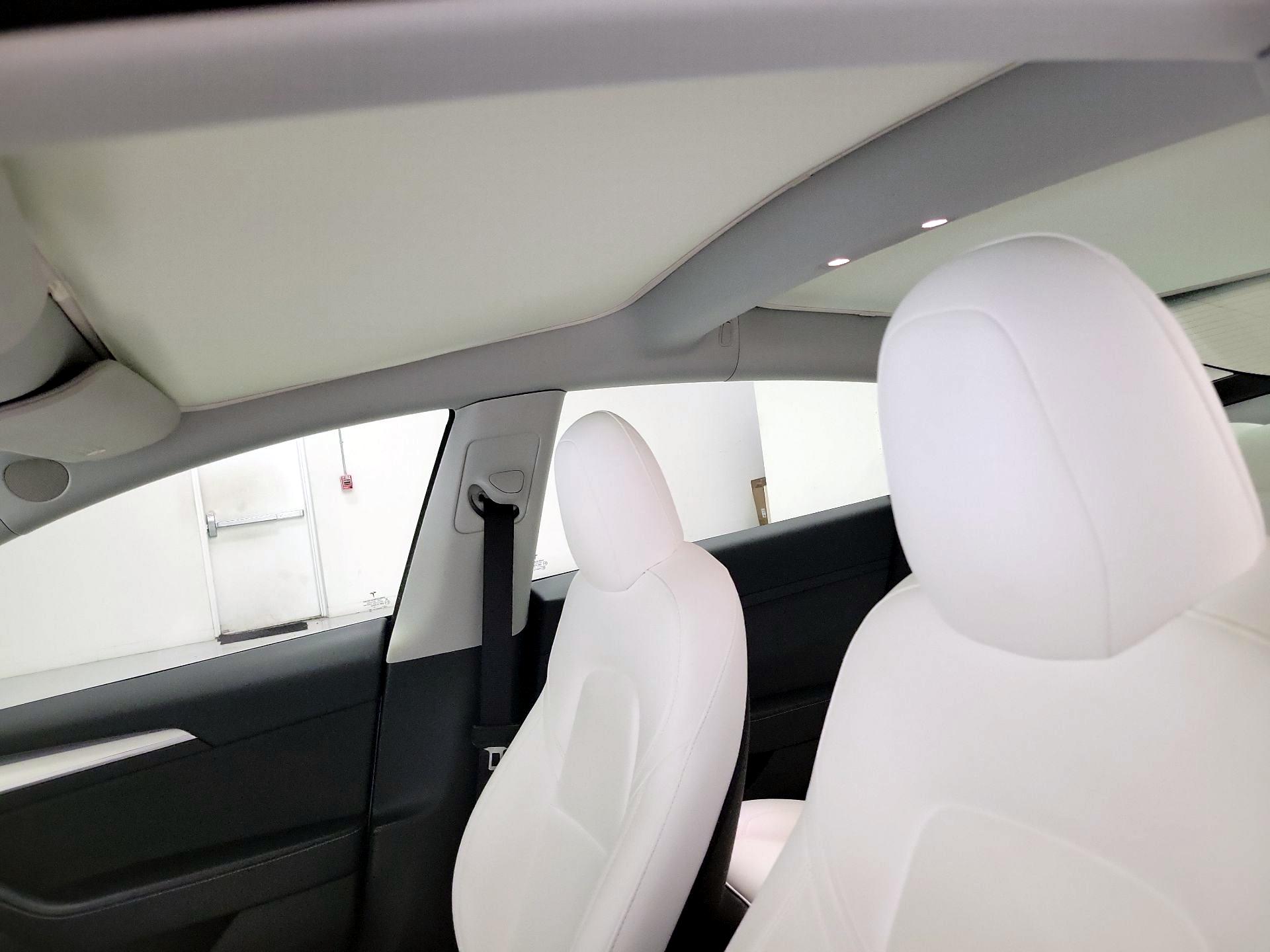Thumbnail: 2023 Tesla Model 3 - 19