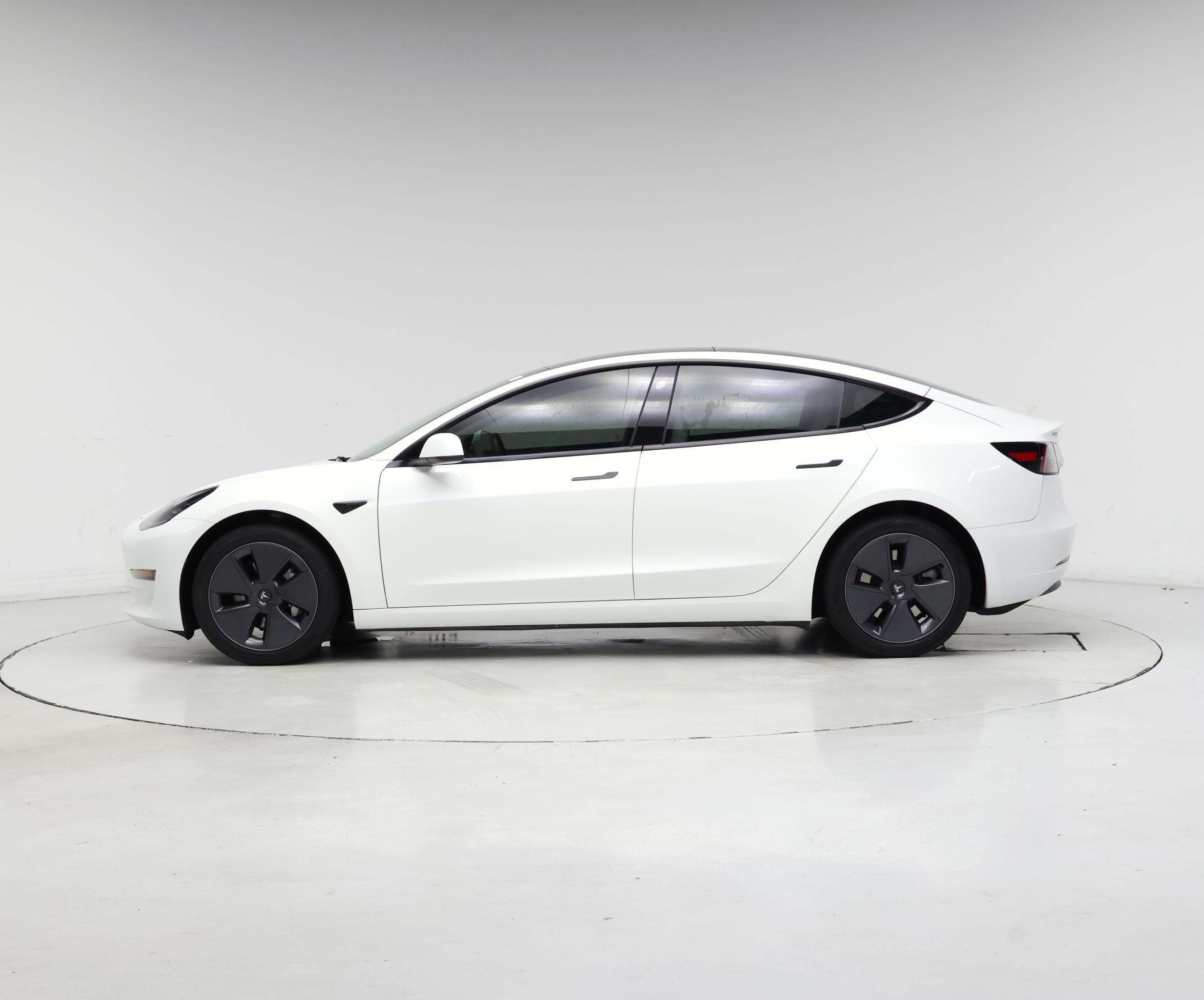 Thumbnail: 2023 Tesla Model 3 - 3