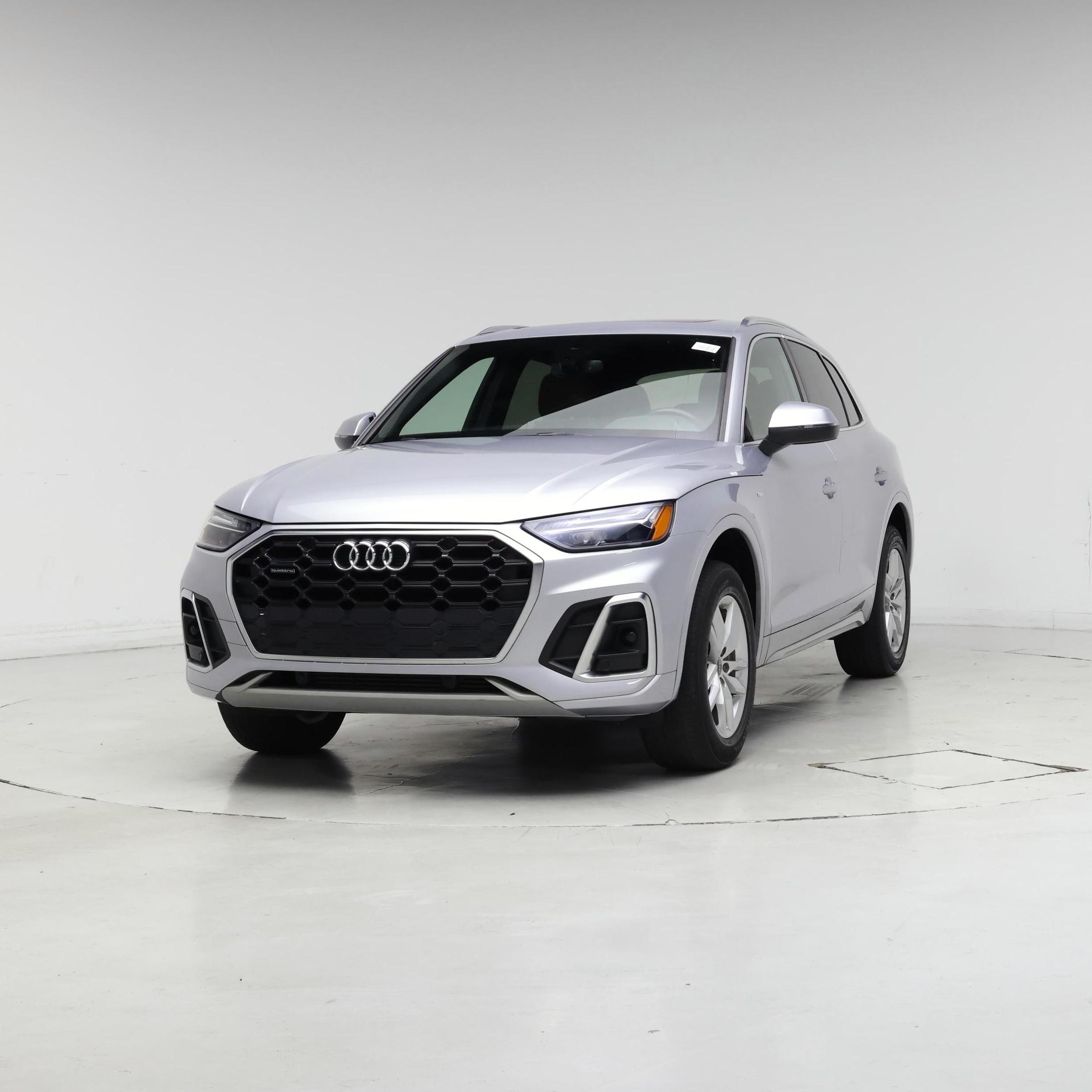 Thumbnail: 2022 Audi Q5 - 4