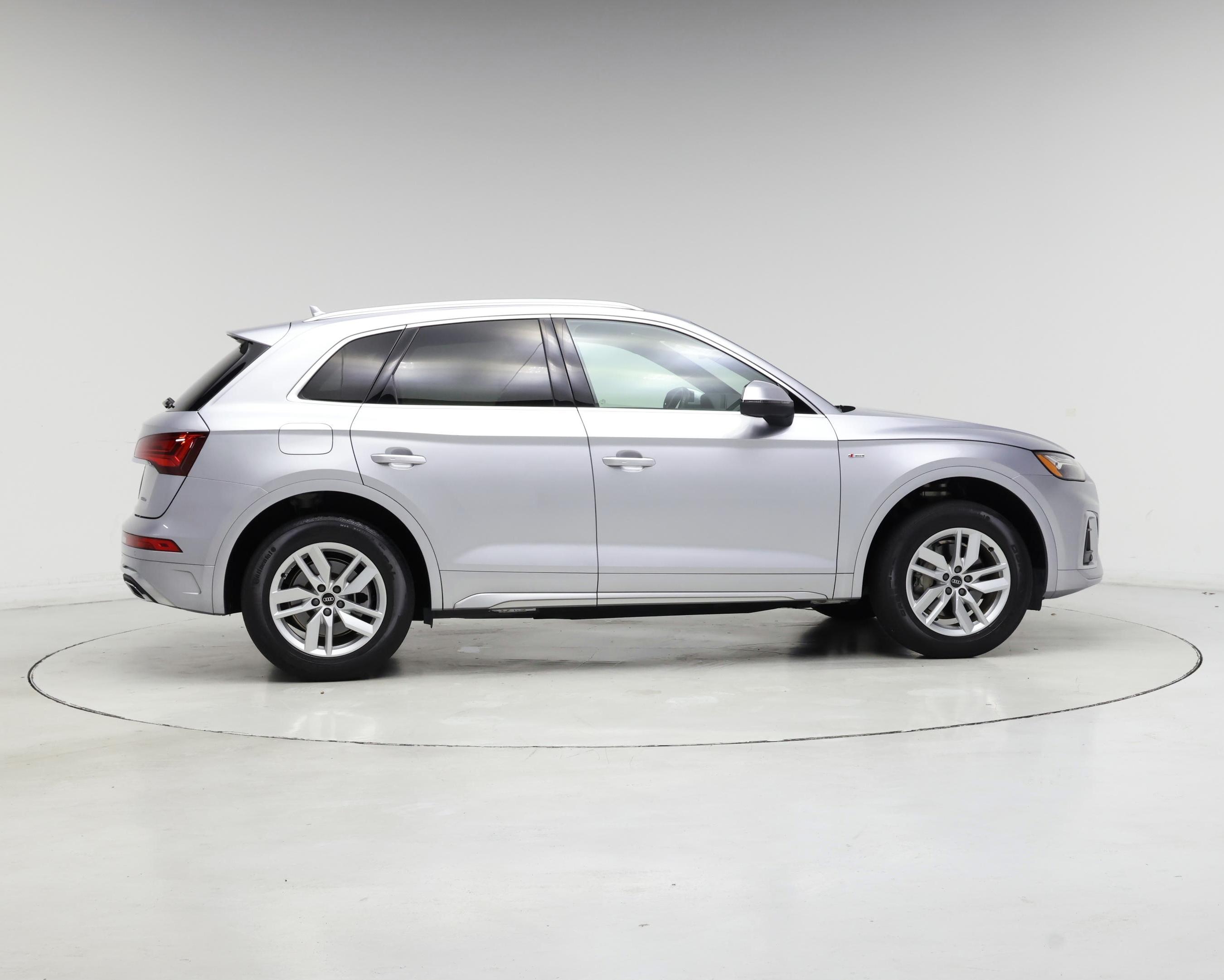 Thumbnail: 2022 Audi Q5 - 7