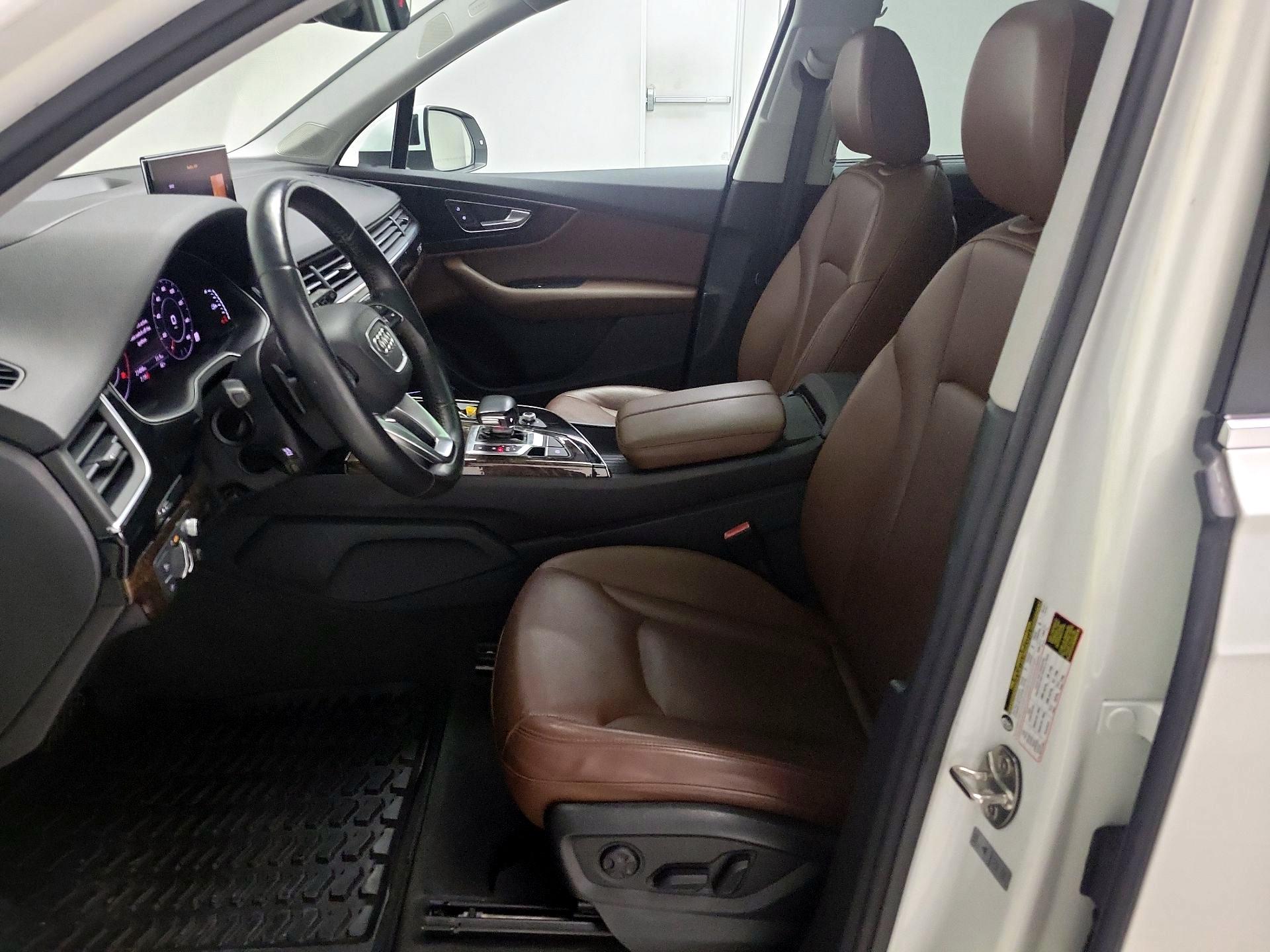 Thumbnail: 2019 Audi Q7 - 11
