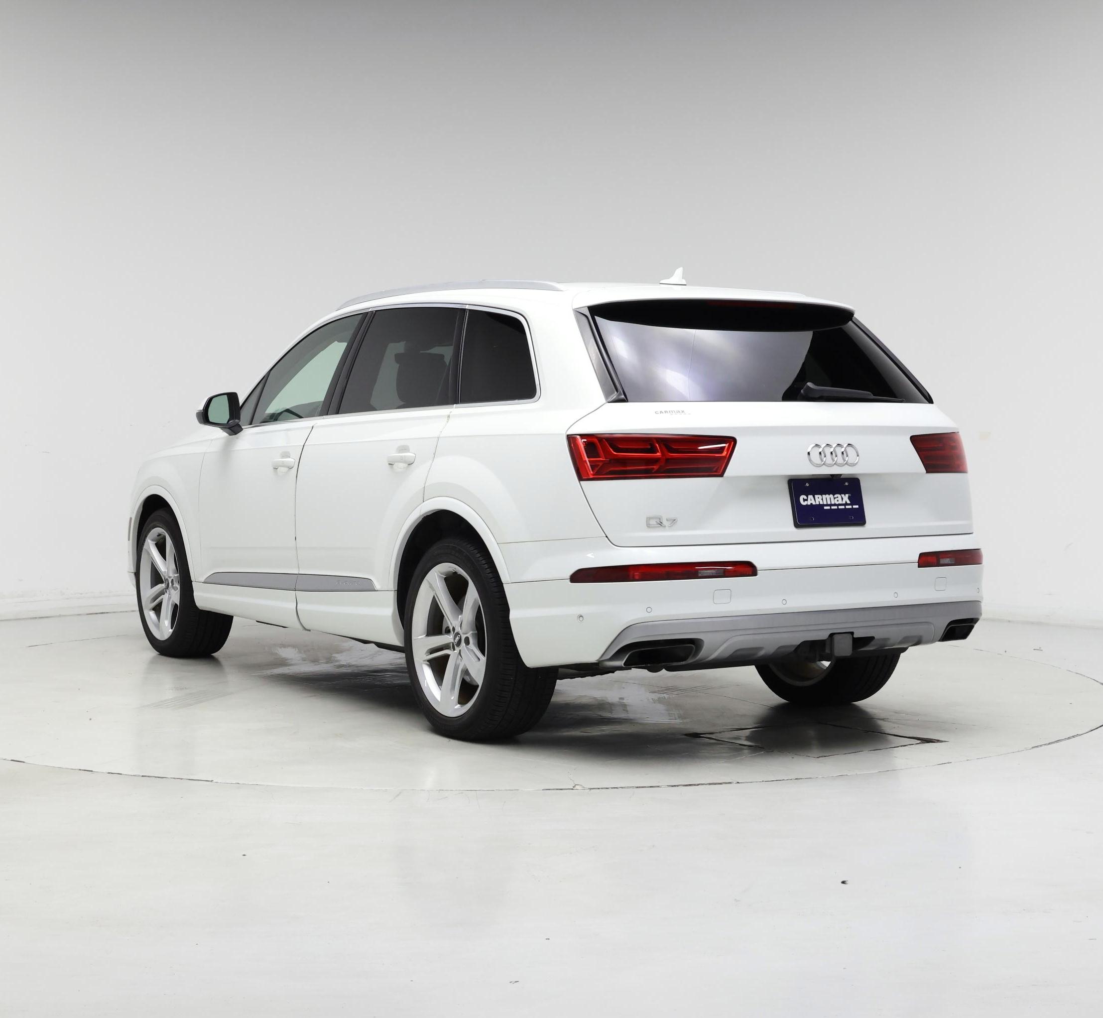 Thumbnail: 2019 Audi Q7 - 2