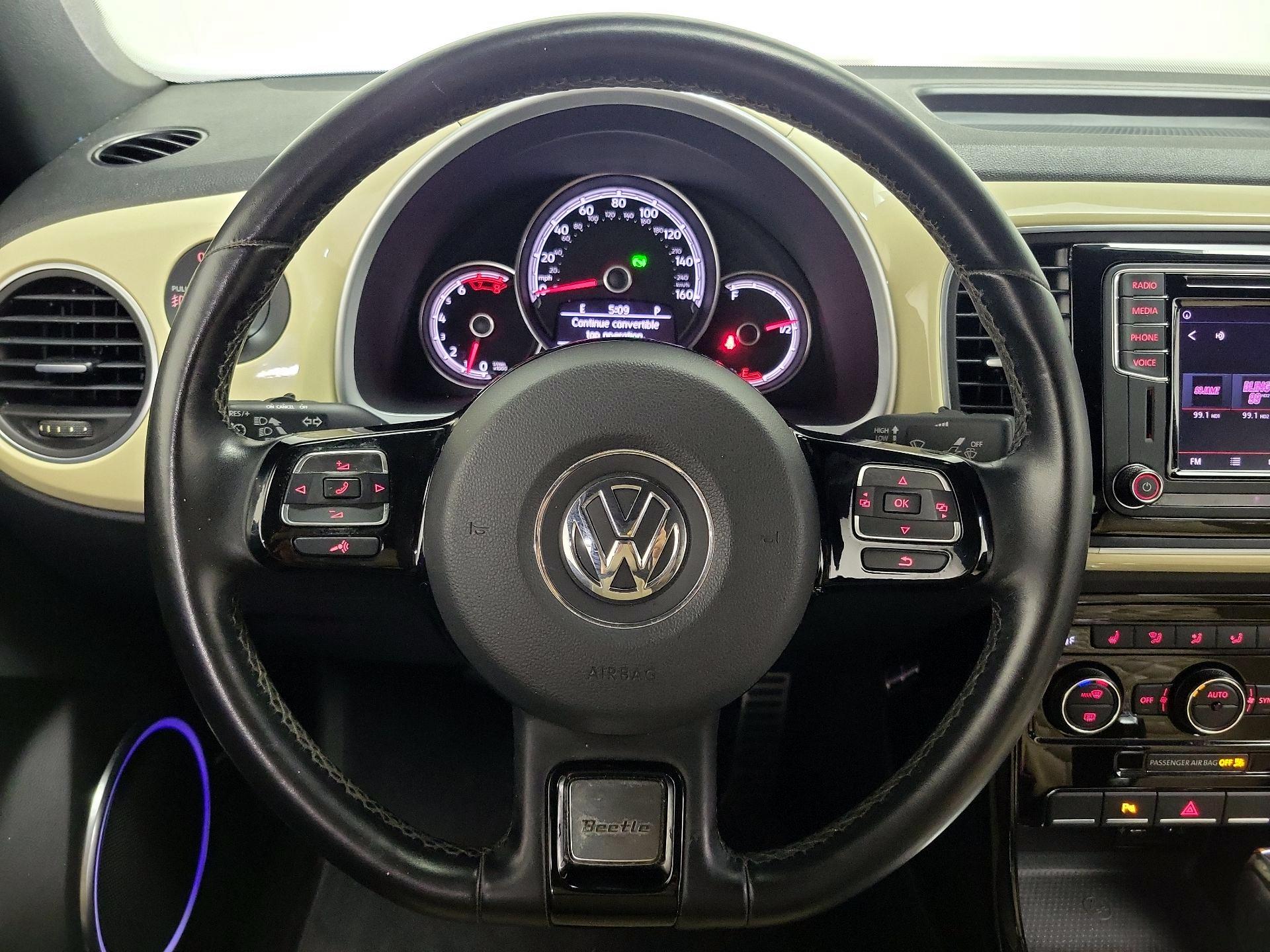 Thumbnail: 2019 Volkswagen Beetle - 10