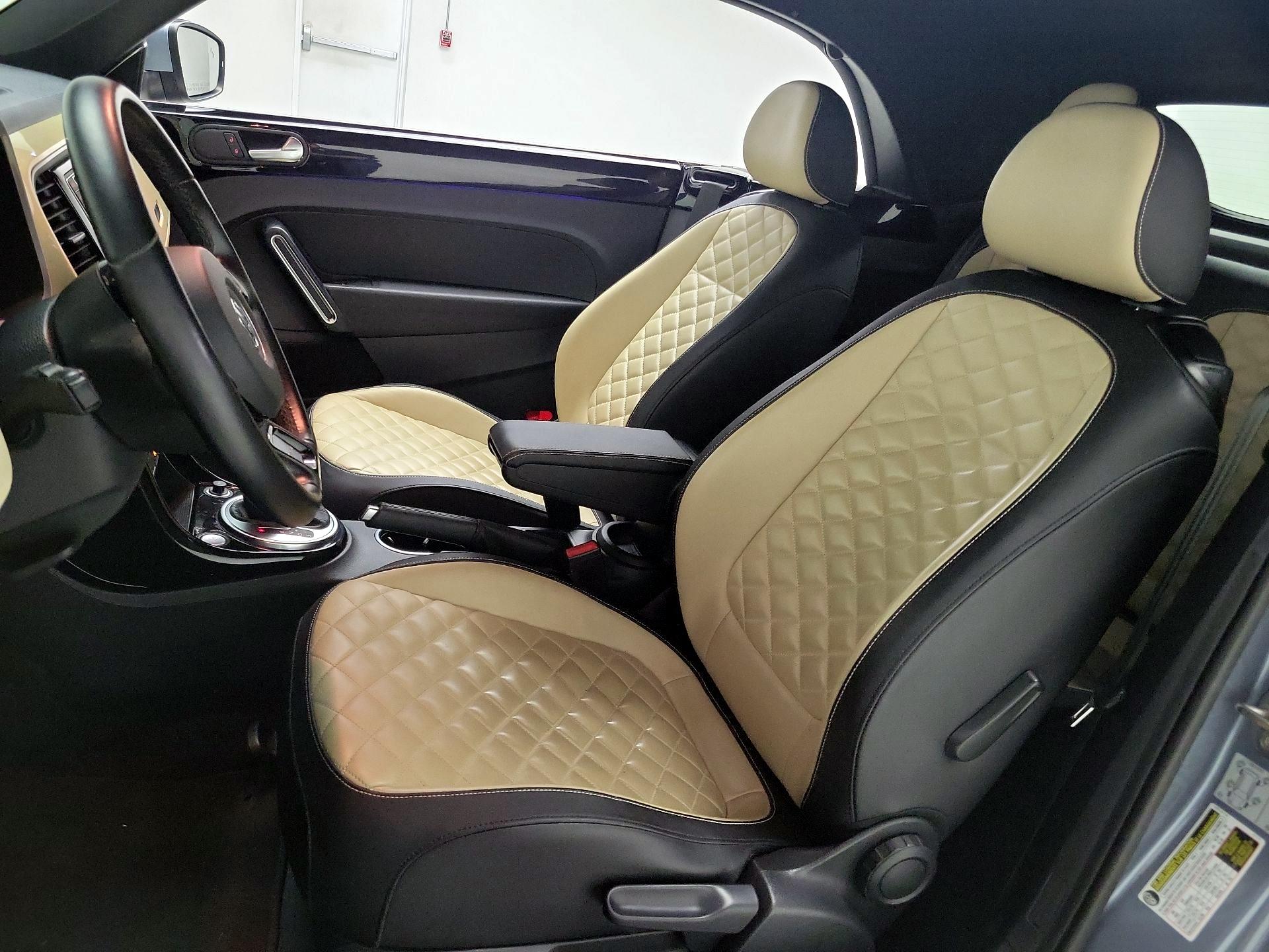 Thumbnail: 2019 Volkswagen Beetle - 11