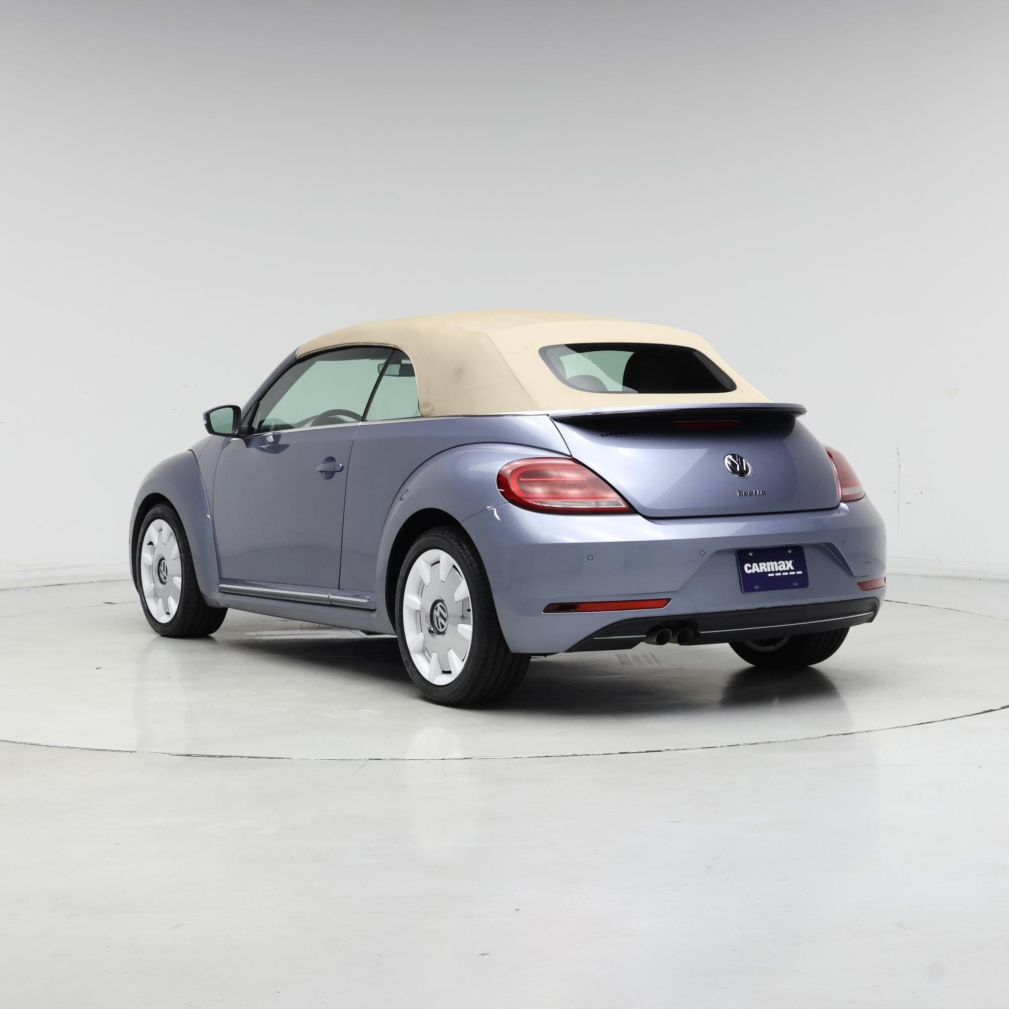Thumbnail: 2019 Volkswagen Beetle - 2