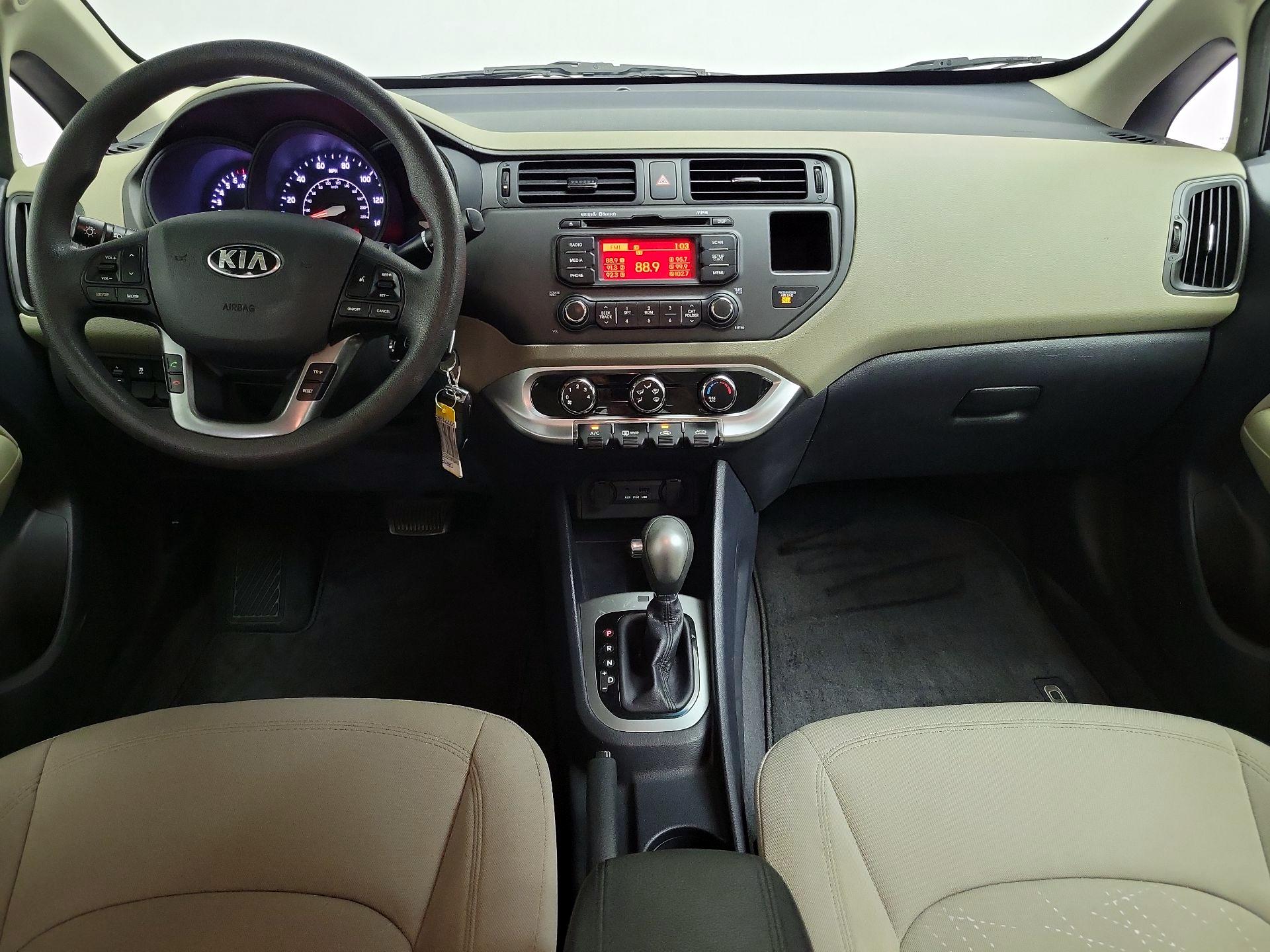 Thumbnail: 2014 Kia Rio - 9