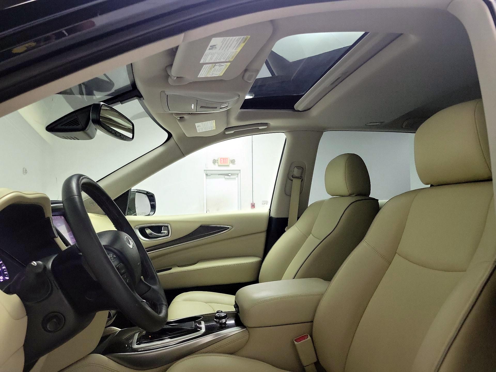 Thumbnail: 2019 INFINITI QX60 - 19
