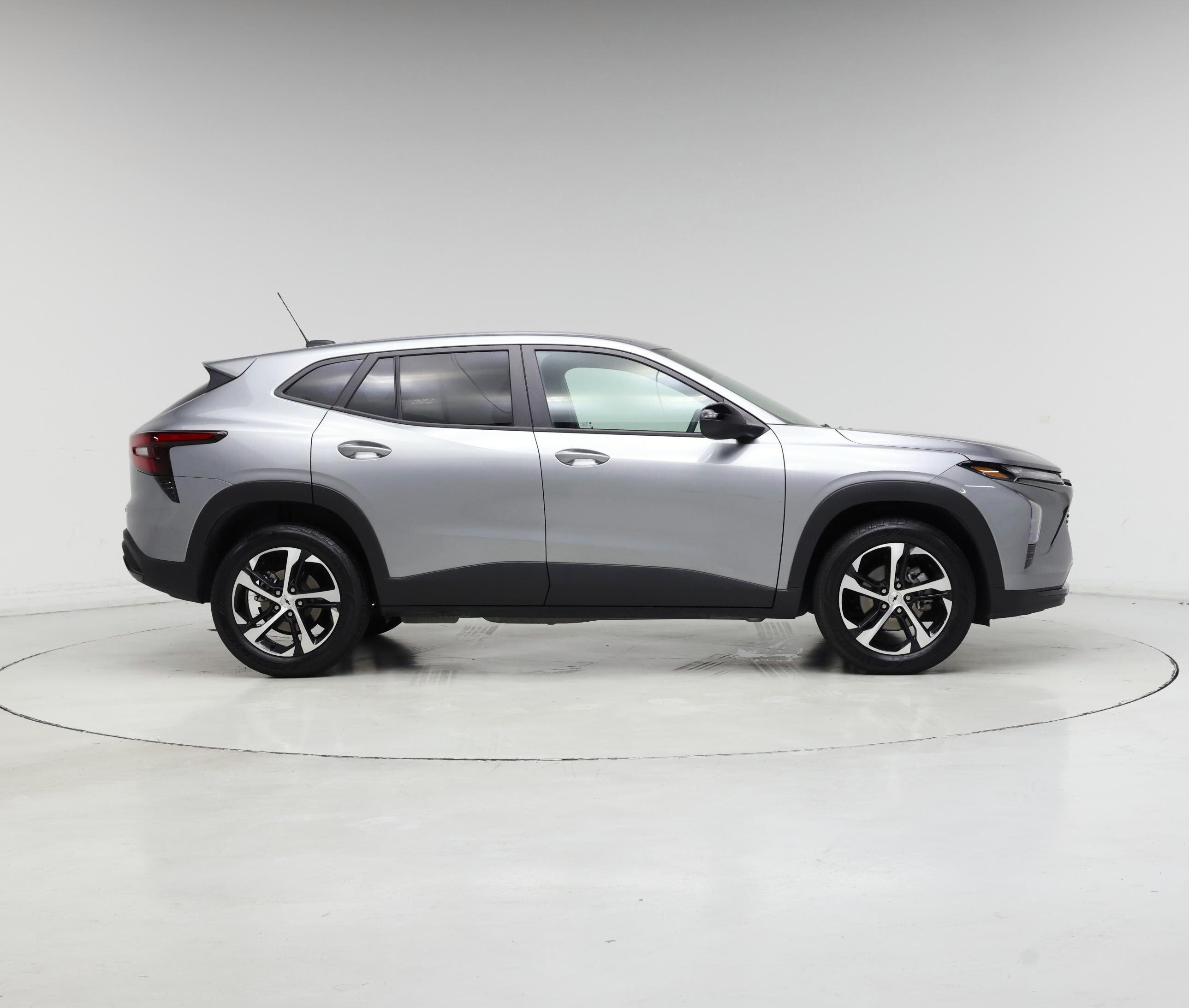 Thumbnail: 2025 Chevrolet Trax - 7