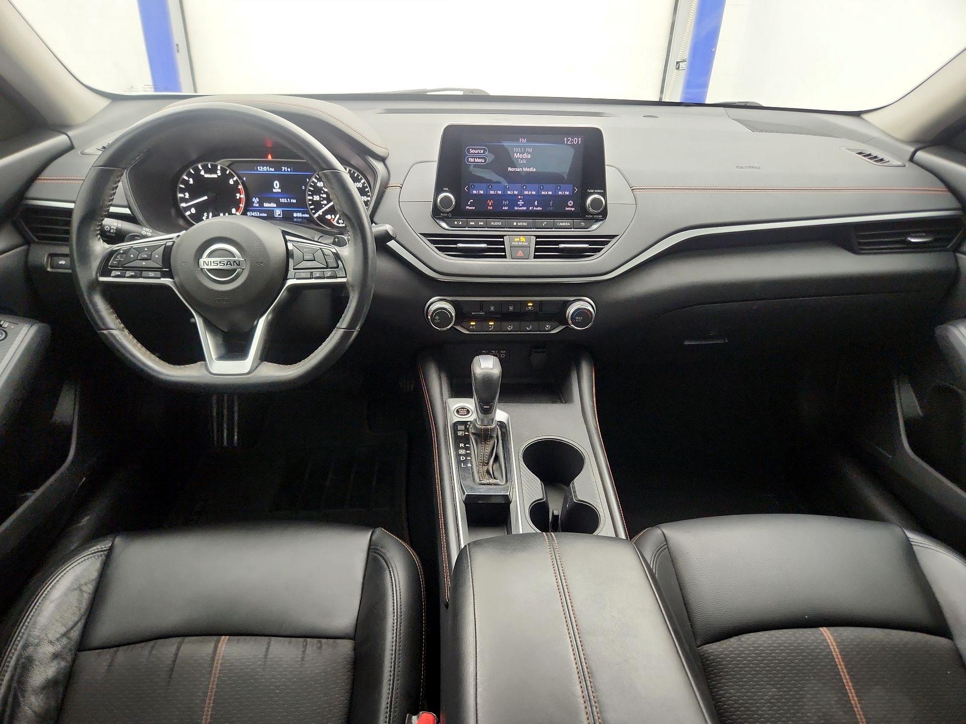 Thumbnail: 2019 Nissan Altima - 9