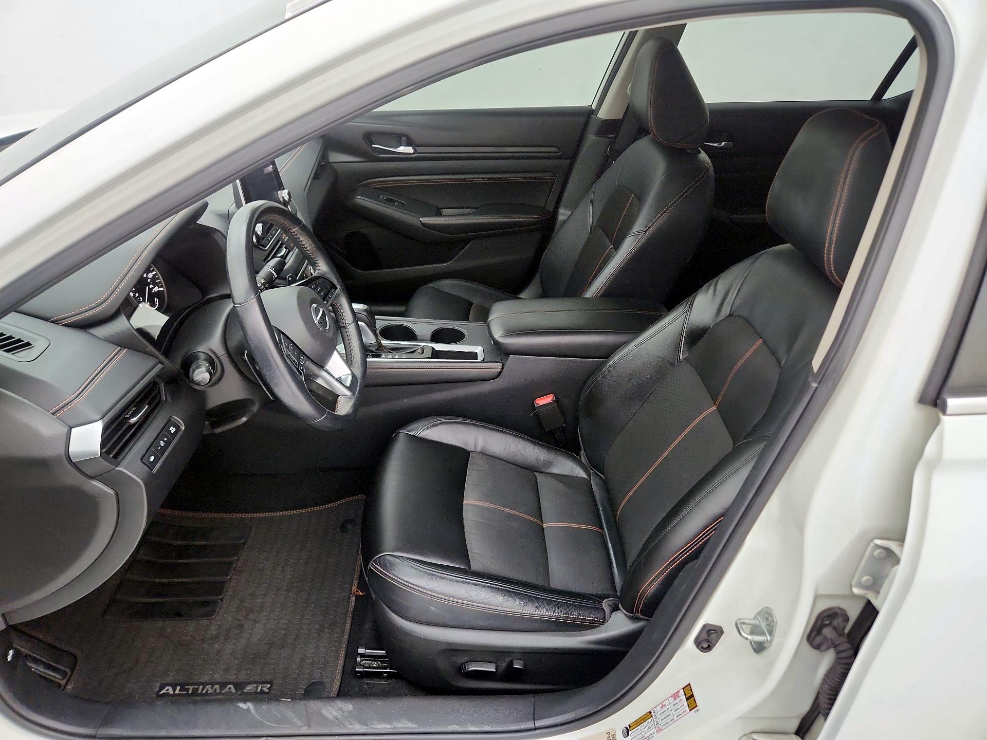 Thumbnail: 2019 Nissan Altima - 11