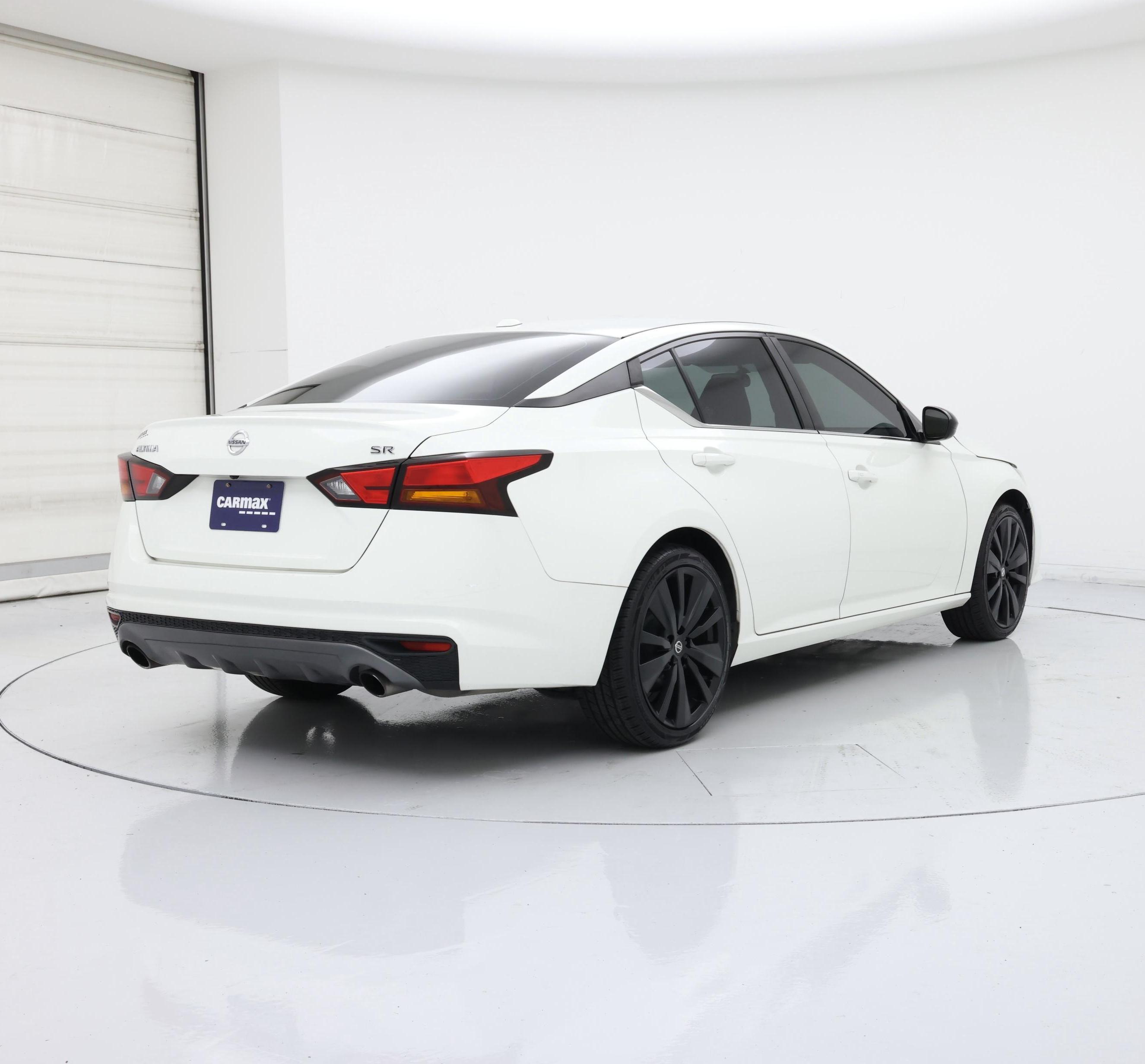 Thumbnail: 2019 Nissan Altima - 8