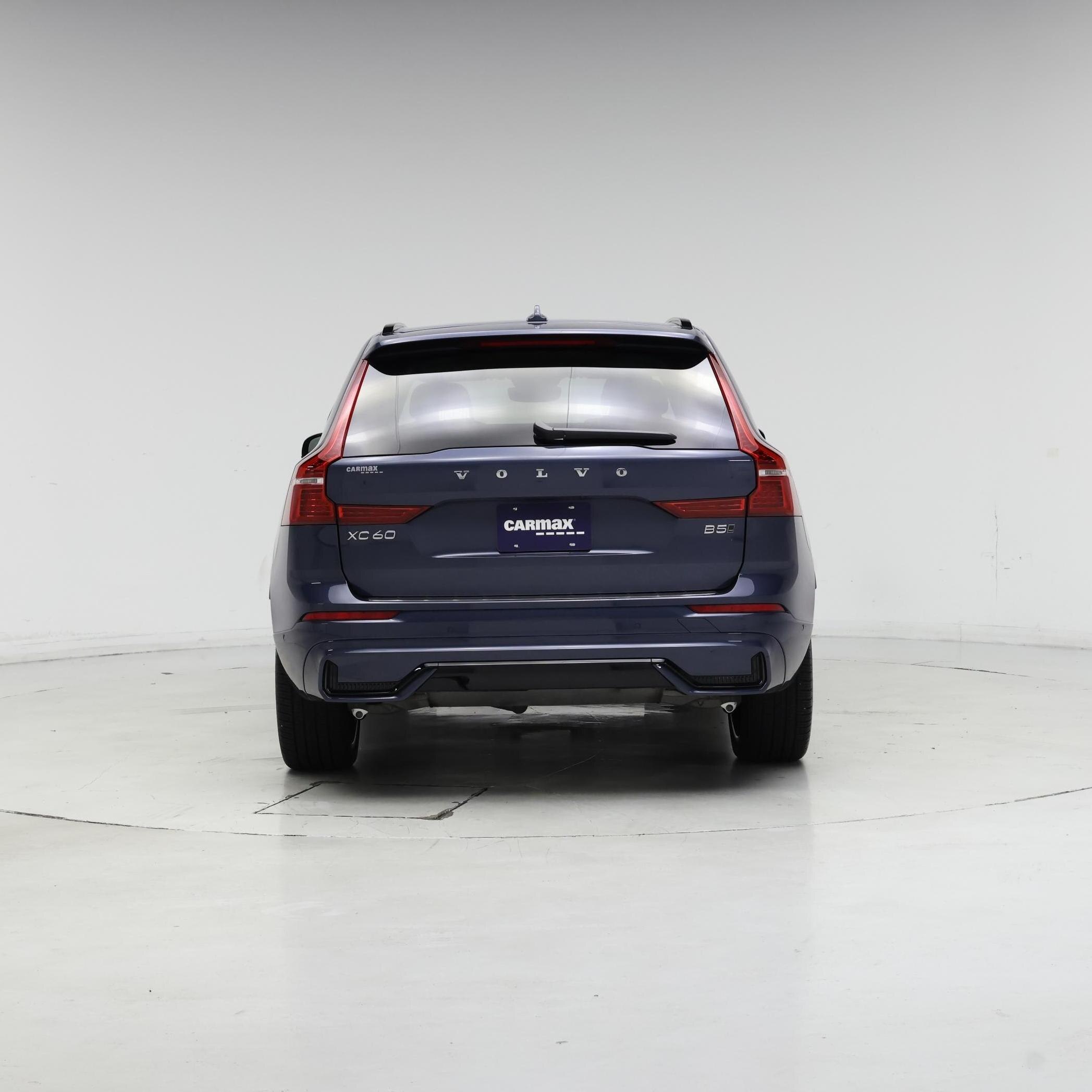Thumbnail: 2025 Volvo XC60 - 6