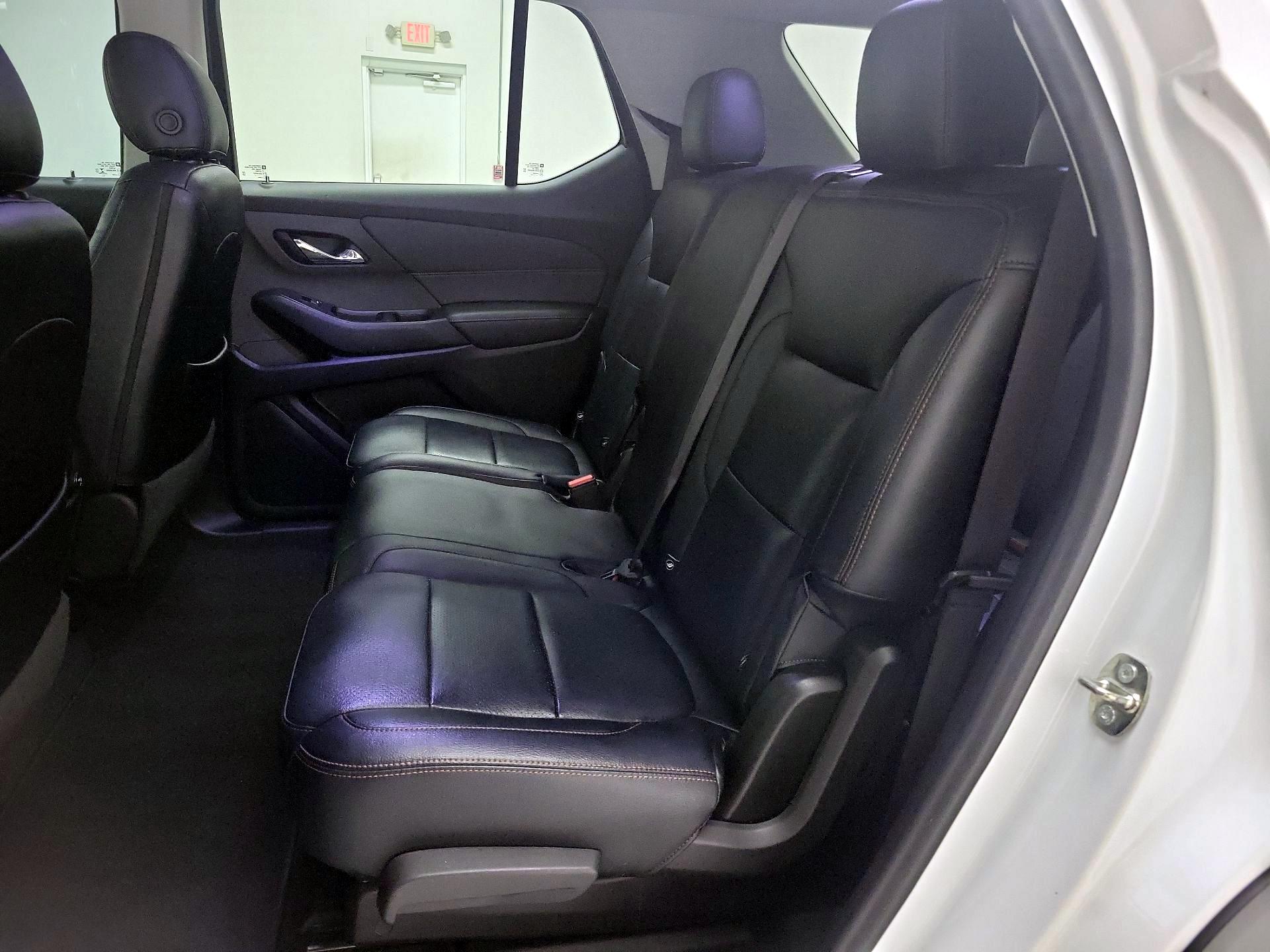 Thumbnail: 2021 Chevrolet Traverse - 19