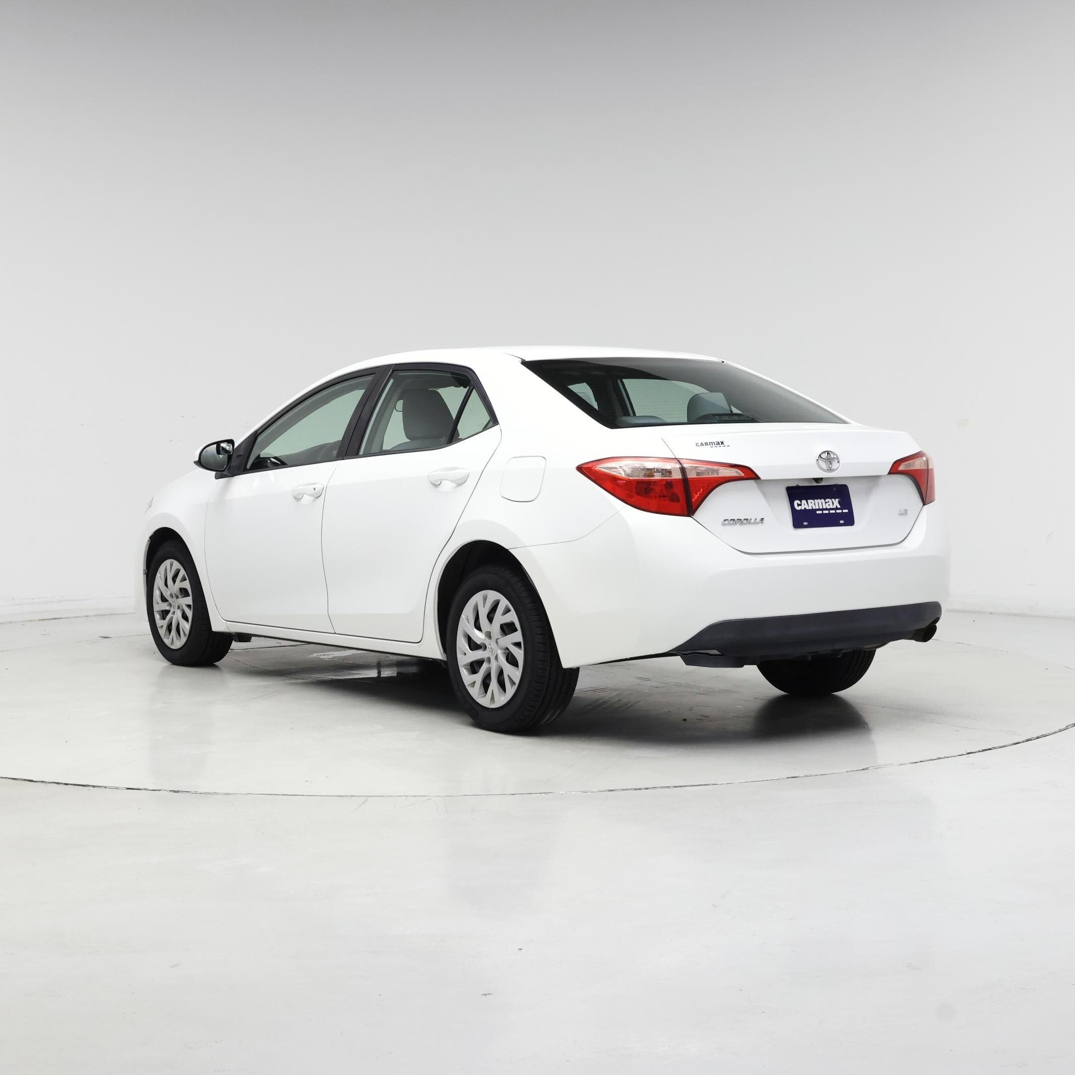 Thumbnail: 2017 Toyota Corolla - 2