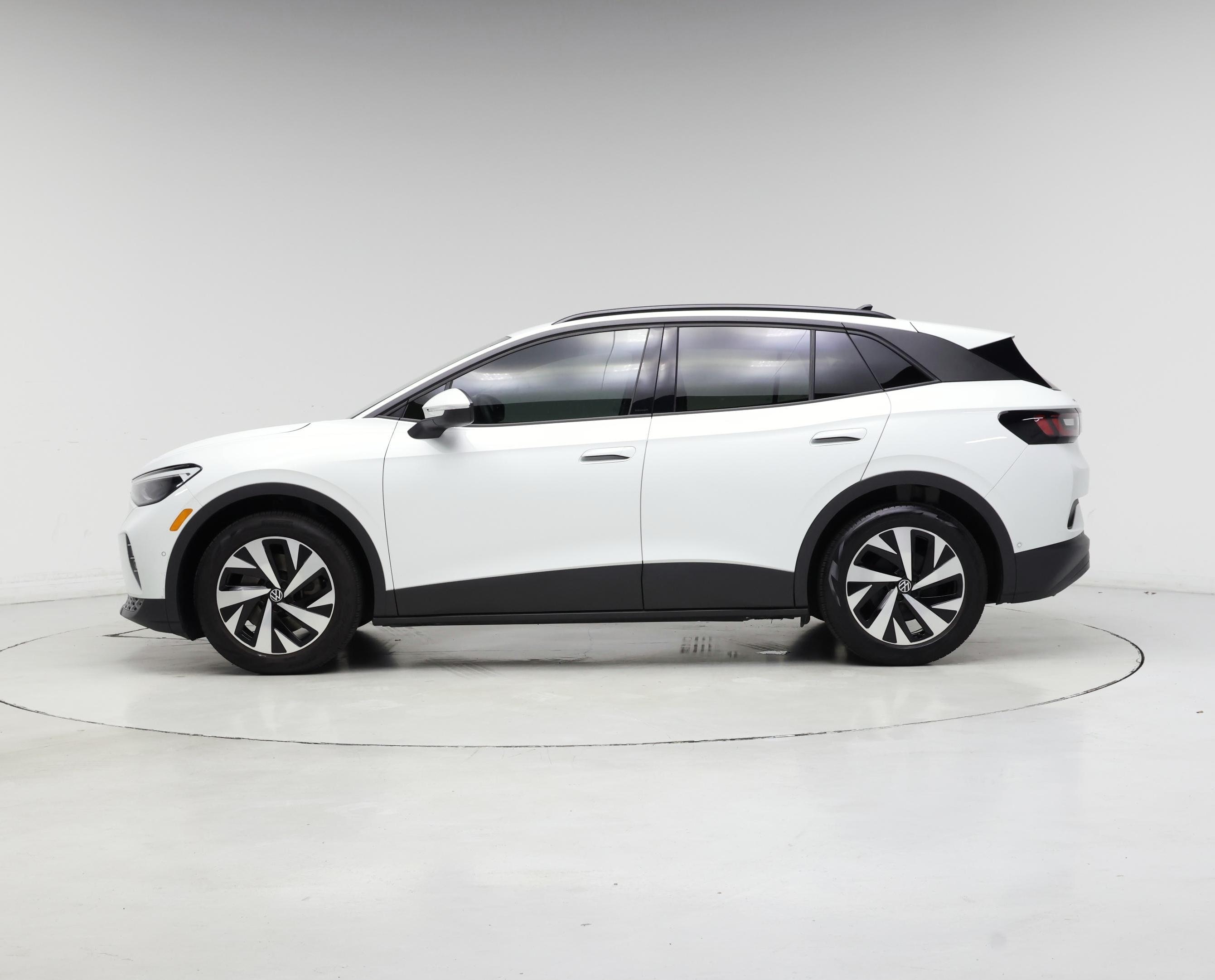 Thumbnail: 2024 Volkswagen ID.4 - 3