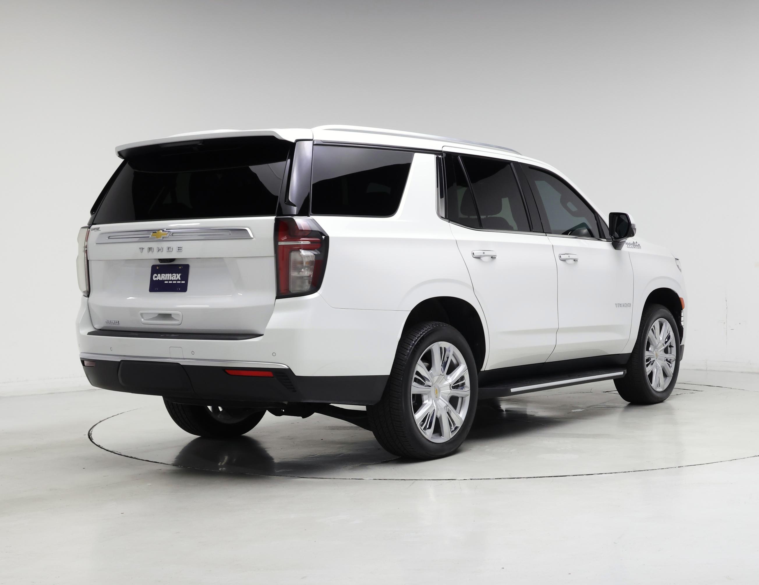 Thumbnail: 2024 Chevrolet Tahoe - 8