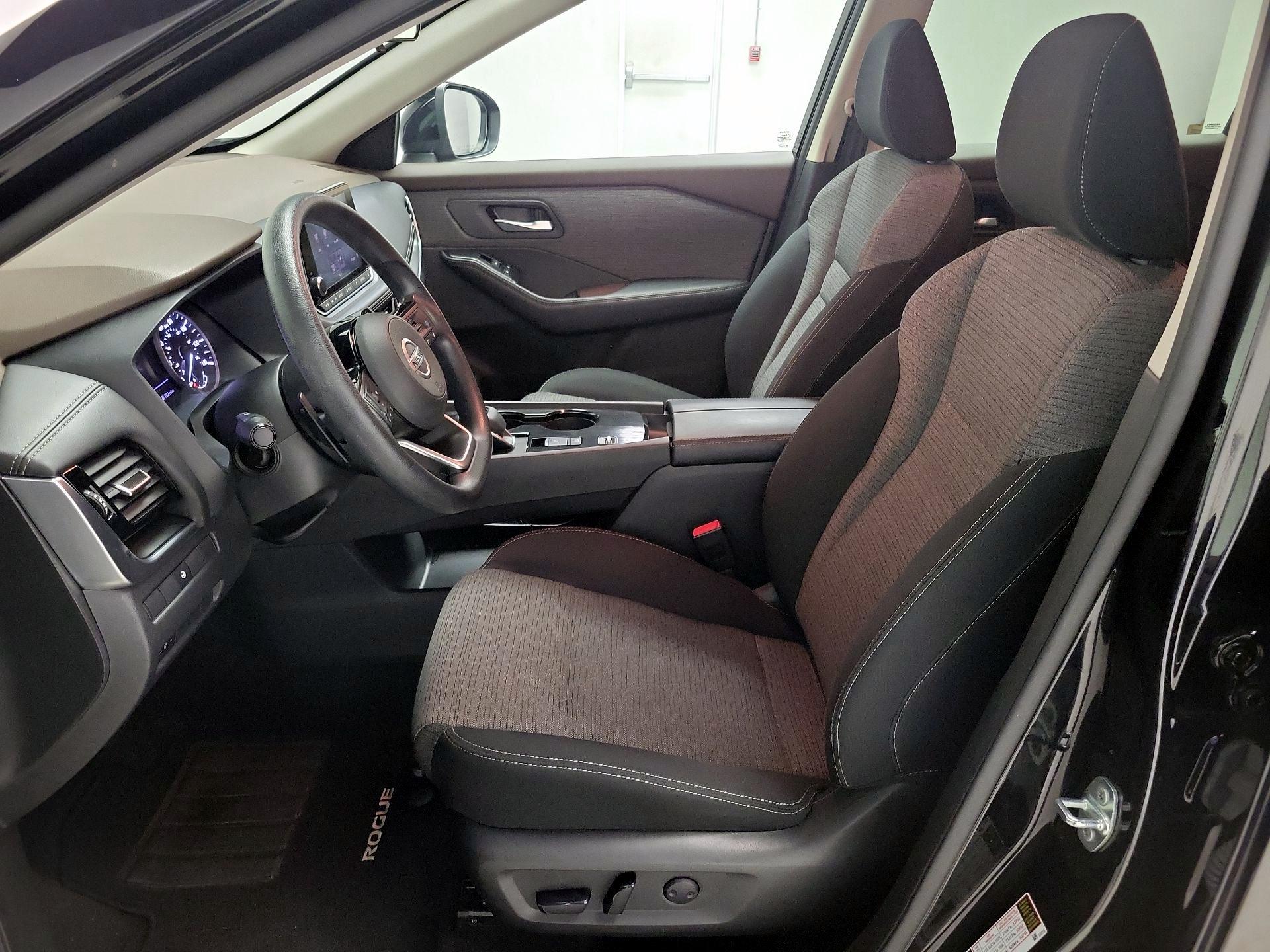 Thumbnail: 2021 Nissan Rogue - 11