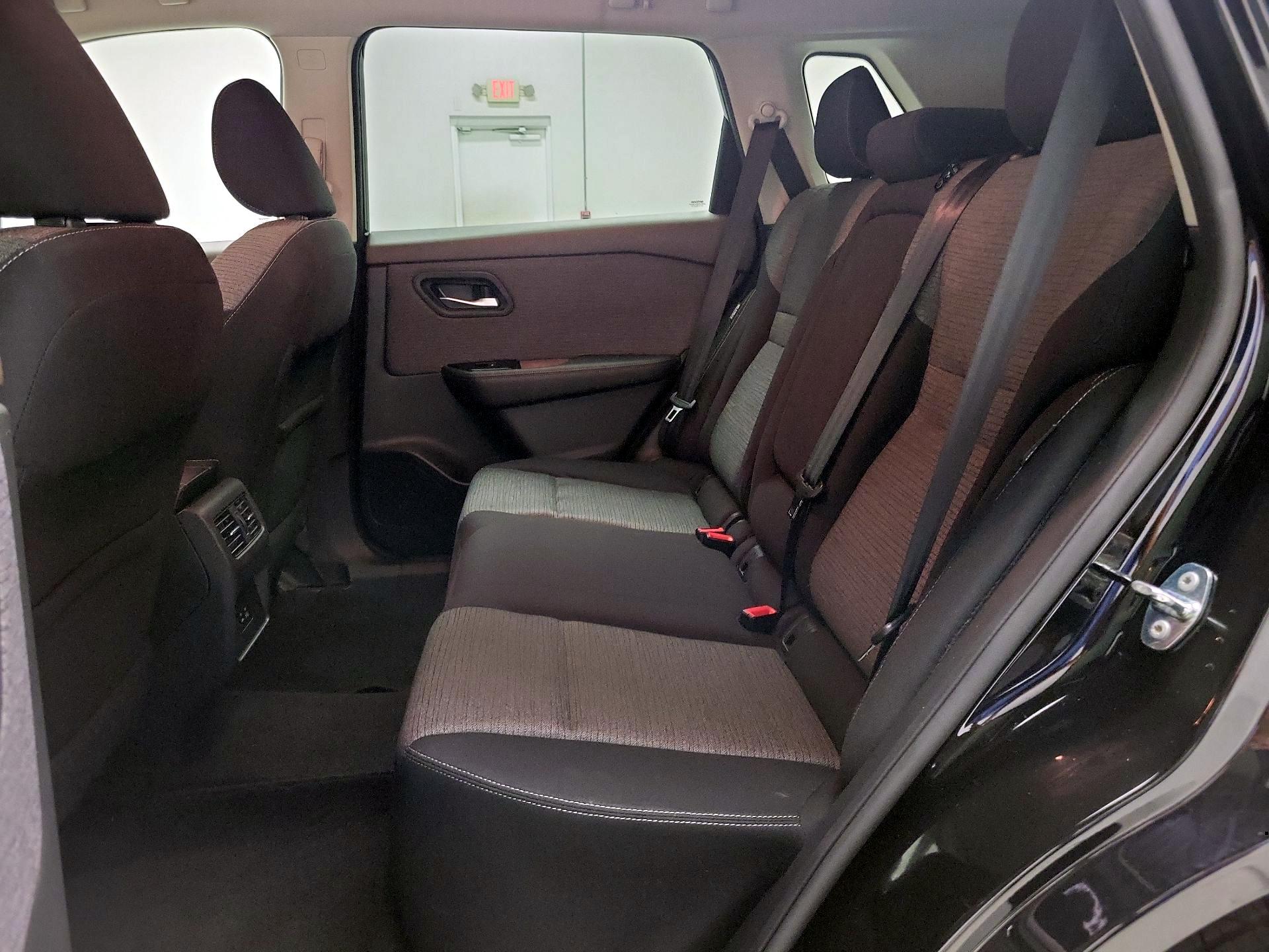 Thumbnail: 2021 Nissan Rogue - 19