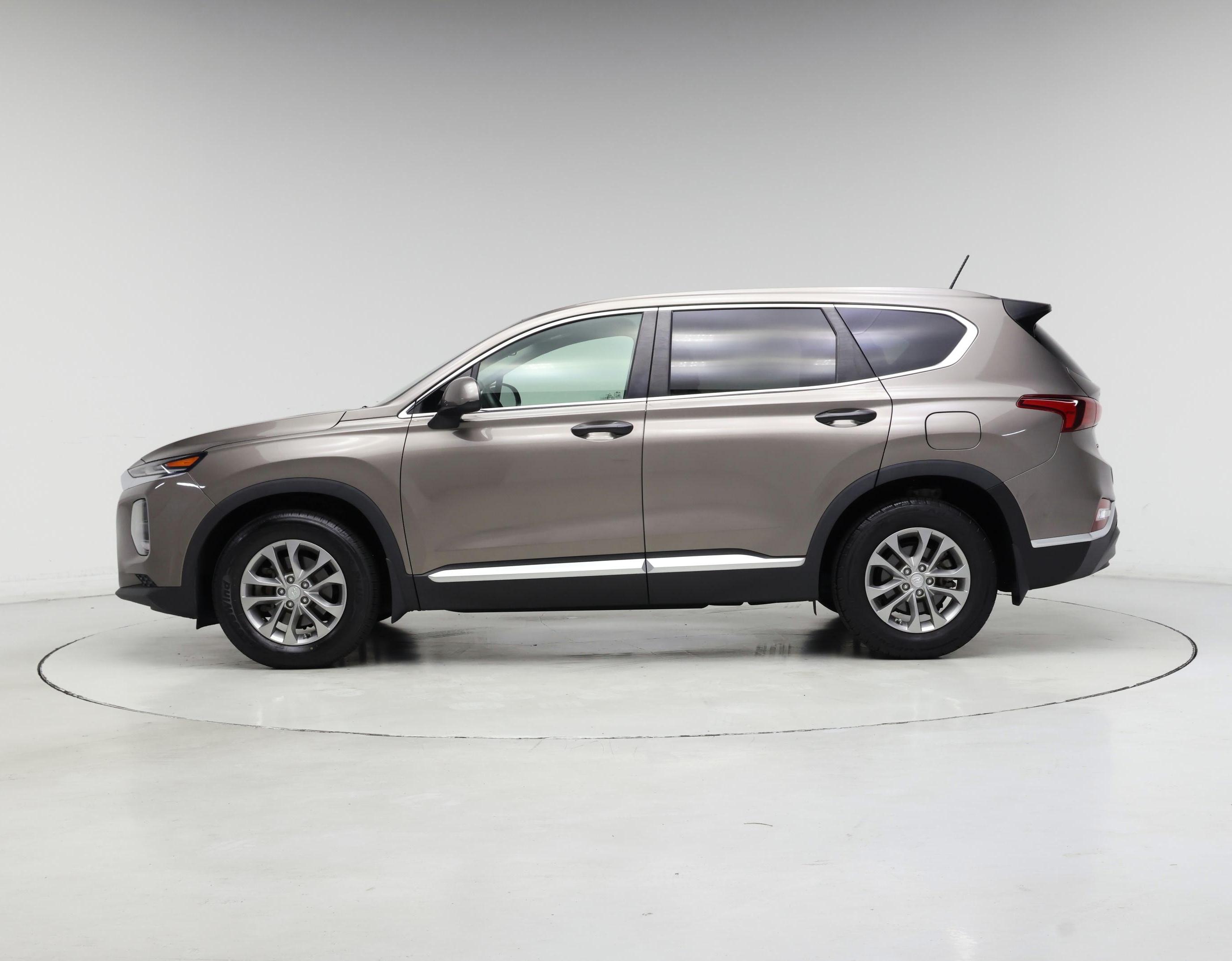 Thumbnail: 2019 Hyundai Santa Fe - 3