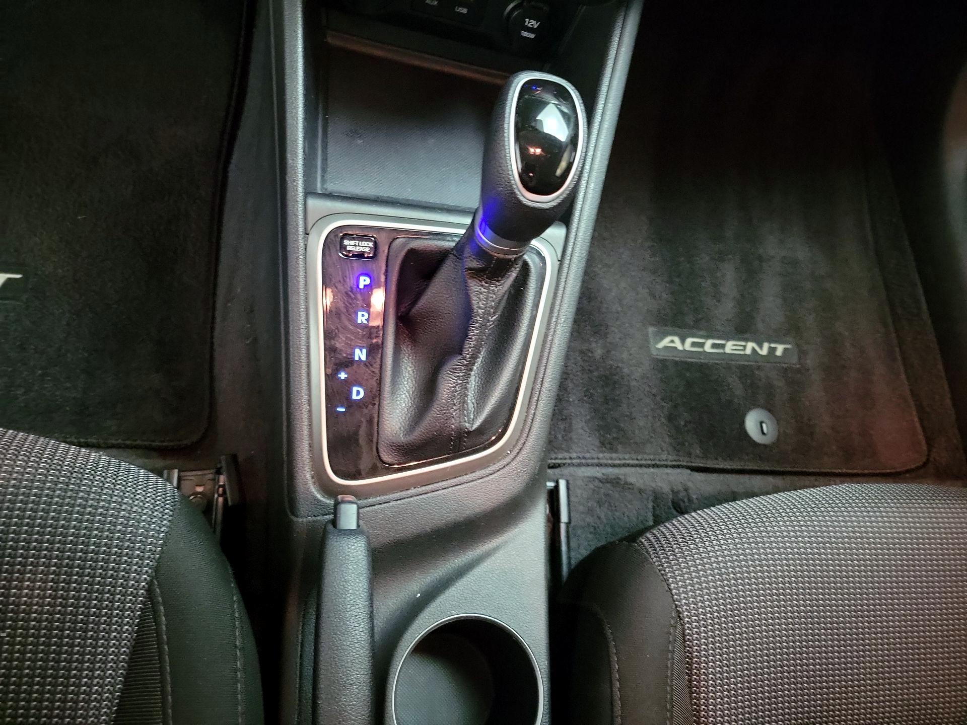 Thumbnail: 2021 Hyundai Accent - 18
