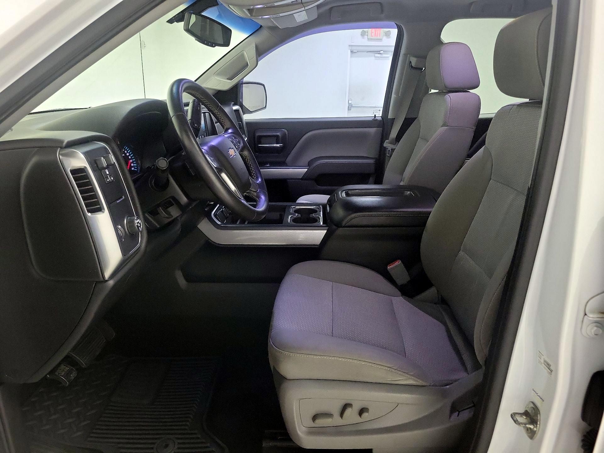 Thumbnail: 2015 Chevrolet Silverado 1500 - 11