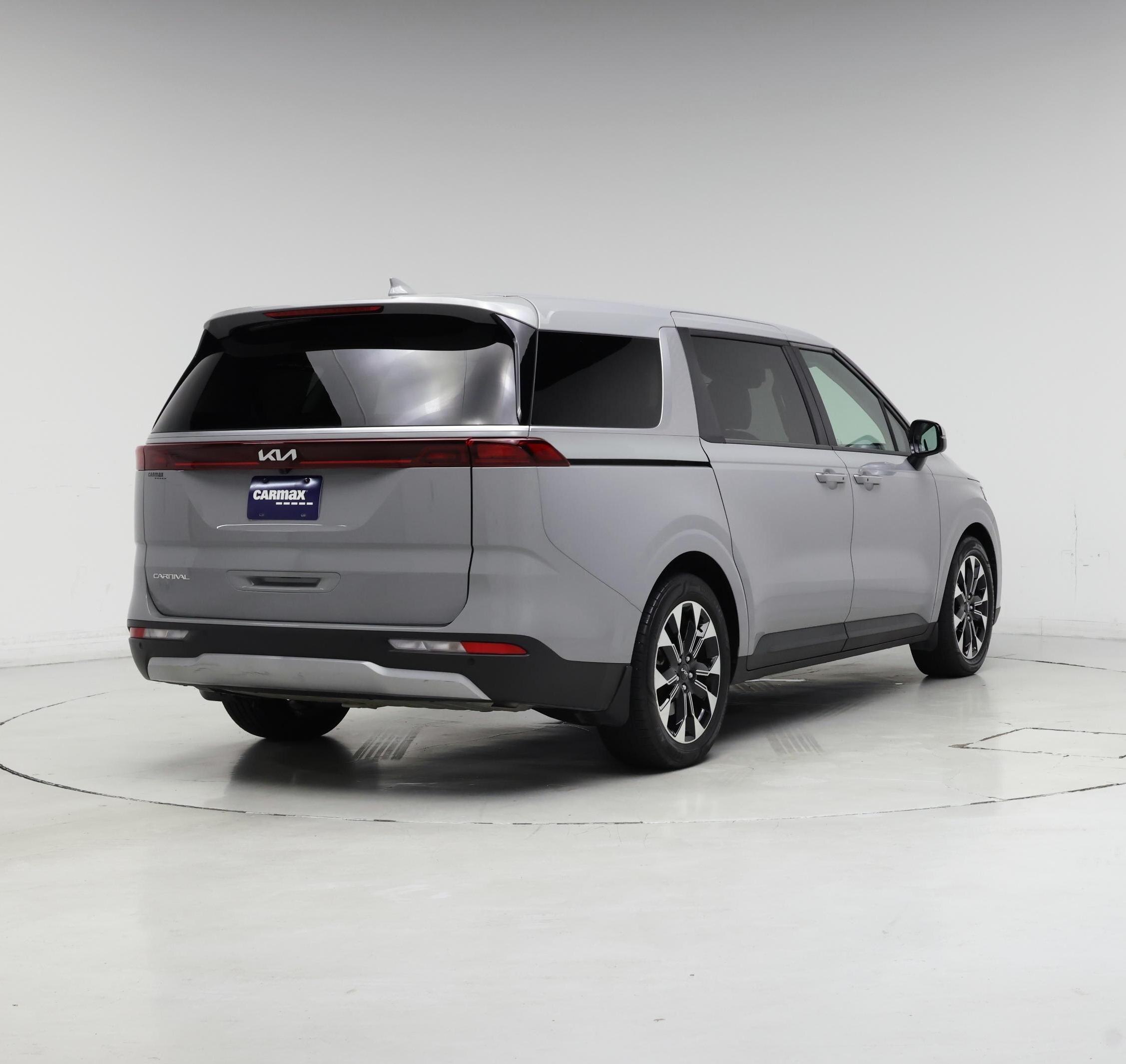 Thumbnail: 2024 Kia Carnival - 8