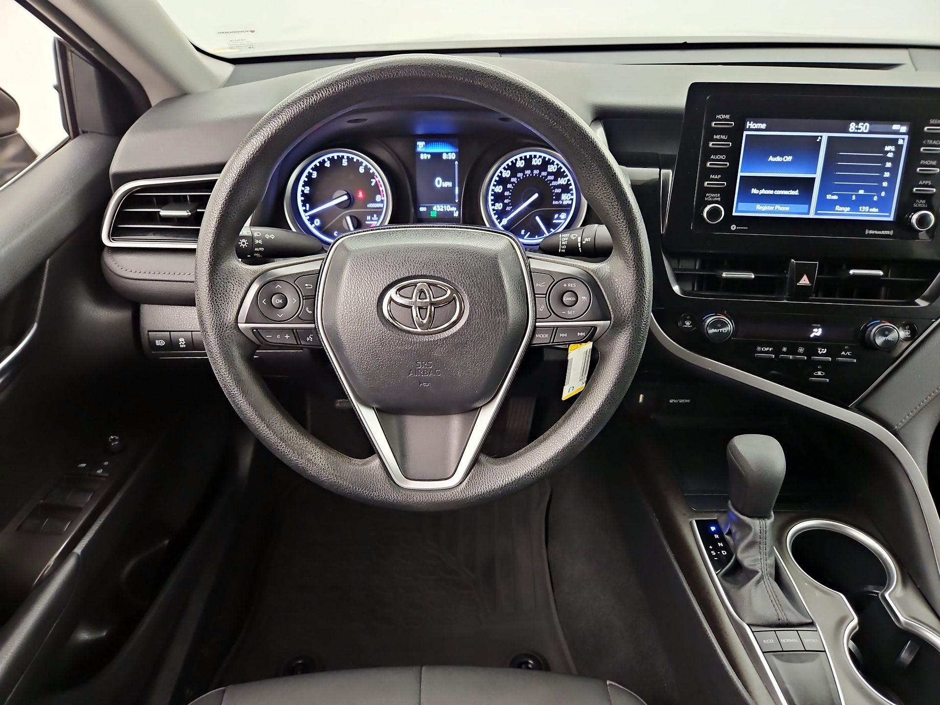 Thumbnail: 2022 Toyota Camry - 10