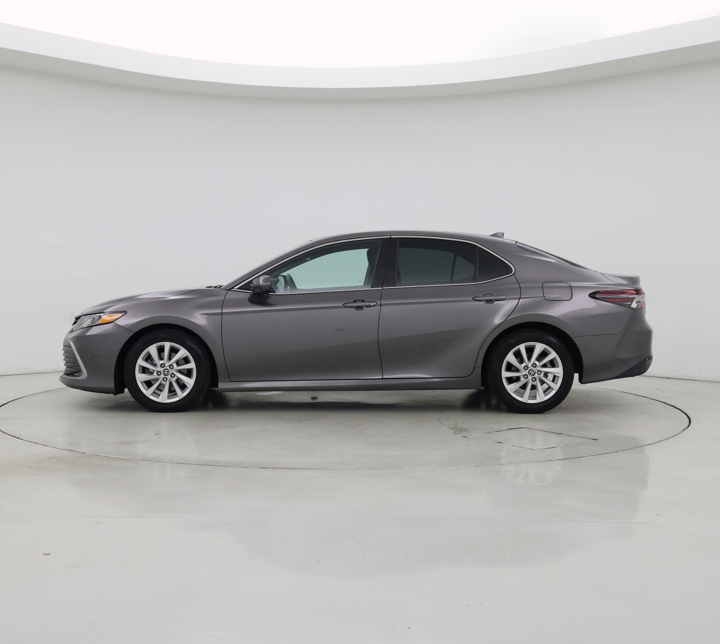 Thumbnail: 2022 Toyota Camry - 3