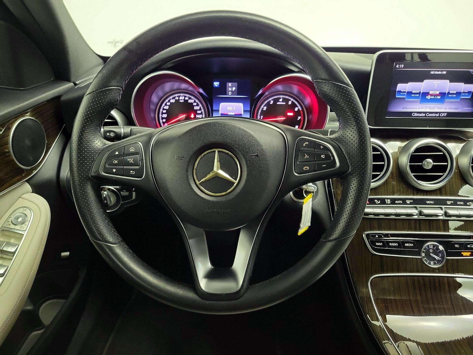 Thumbnail: 2018 Mercedes-Benz C-Class - 10