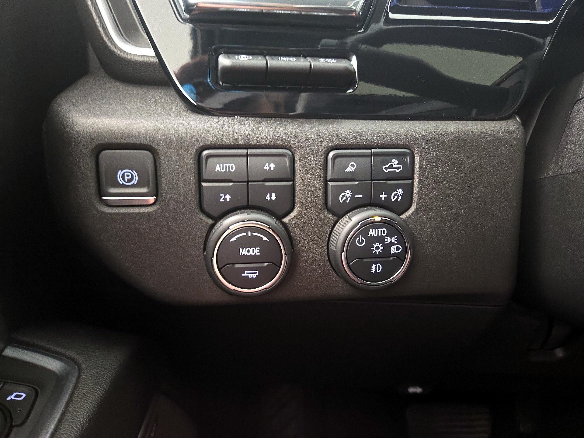 Thumbnail: 2024 Chevrolet Silverado 2500 - 13
