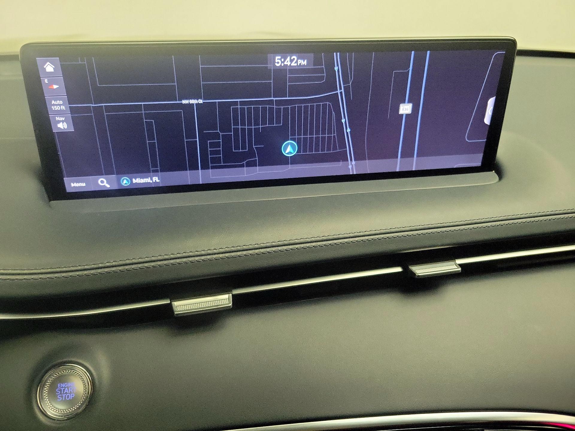 Thumbnail: 2023 Genesis GV70 - 14