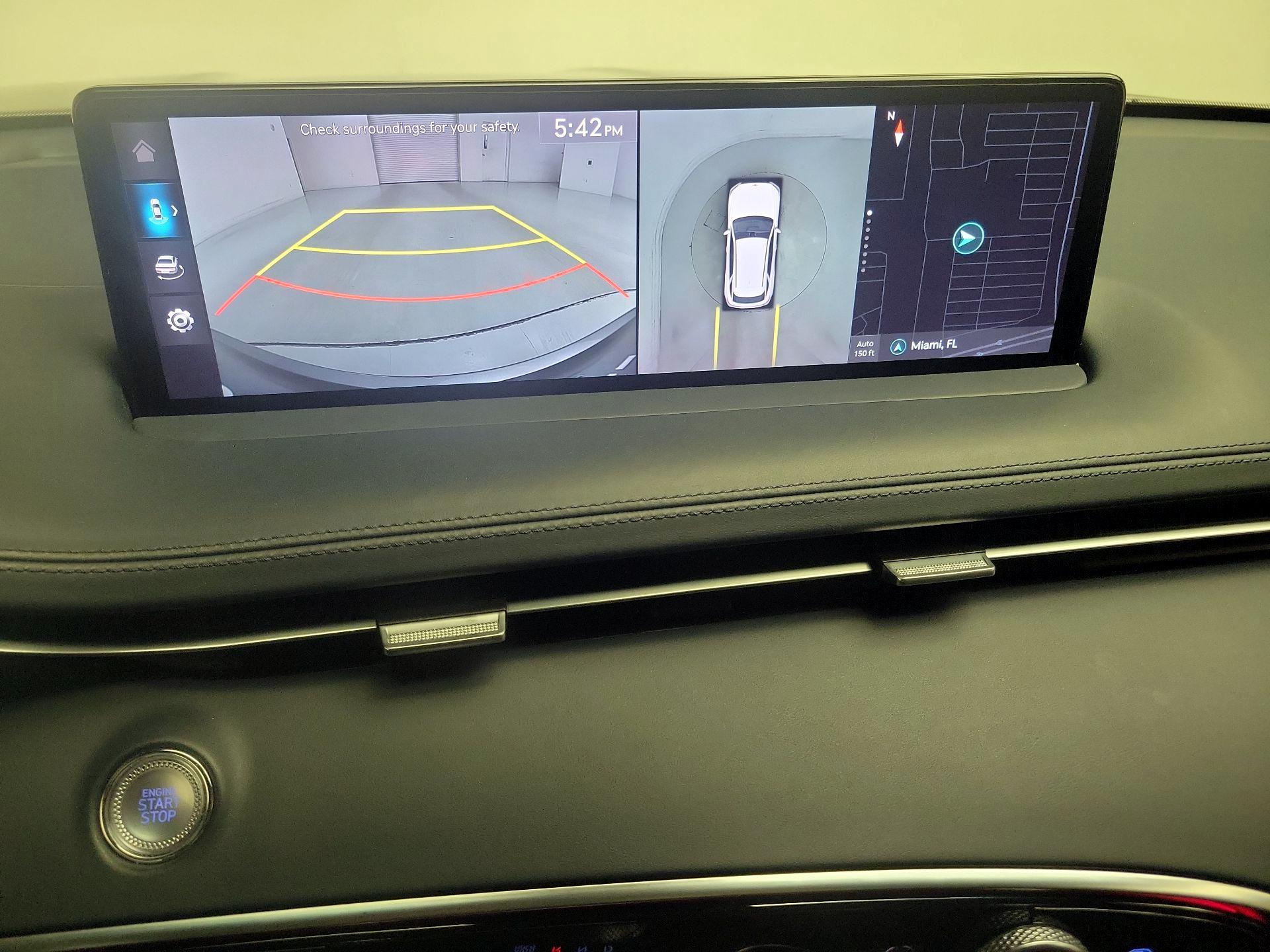 Thumbnail: 2023 Genesis GV70 - 15