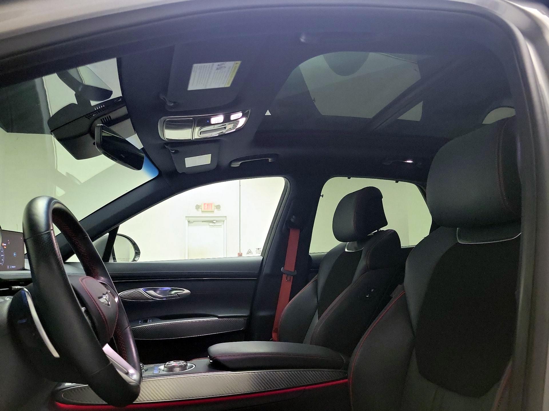 Thumbnail: 2023 Genesis GV70 - 20