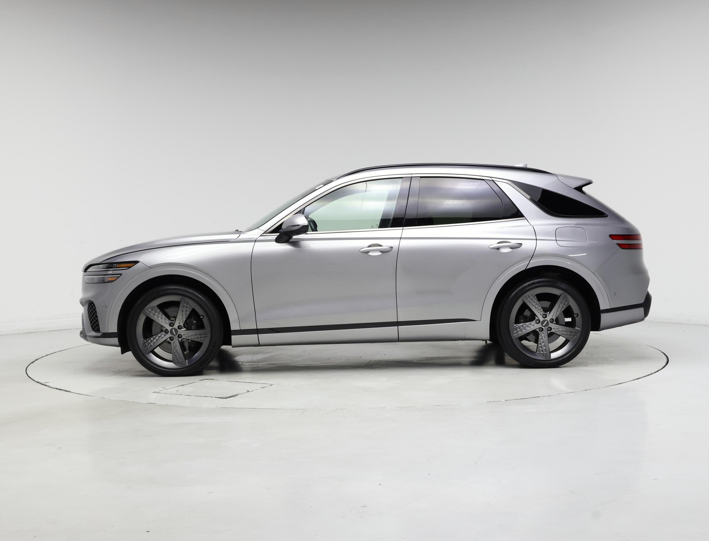 Thumbnail: 2023 Genesis GV70 - 3