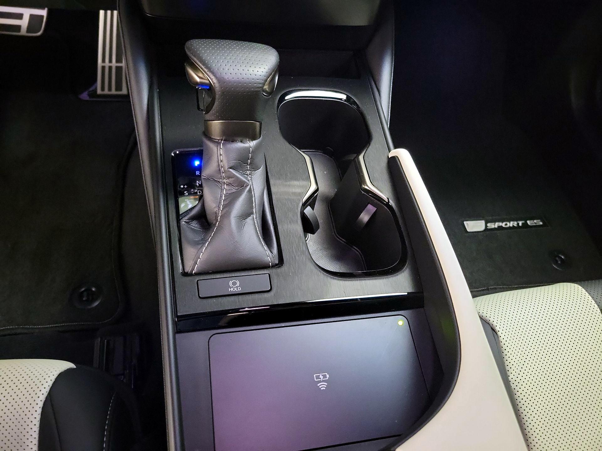 Thumbnail: 2024 Lexus ES - 18