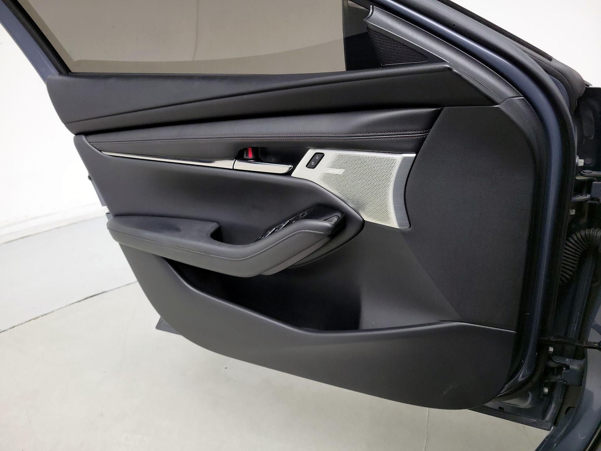 Thumbnail: 2023 Mazda Mazda3 - 12