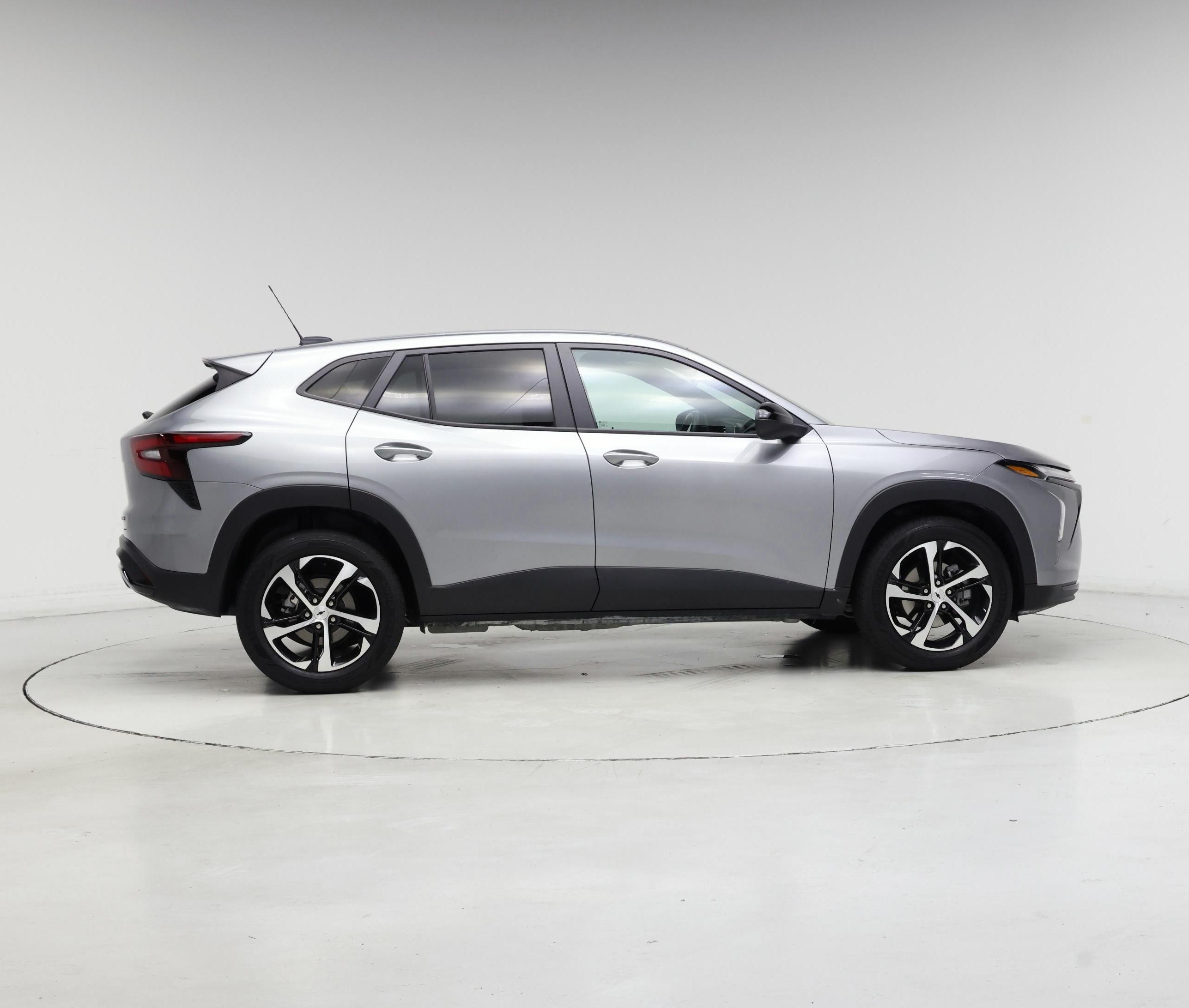 Thumbnail: 2024 Chevrolet Trax - 7