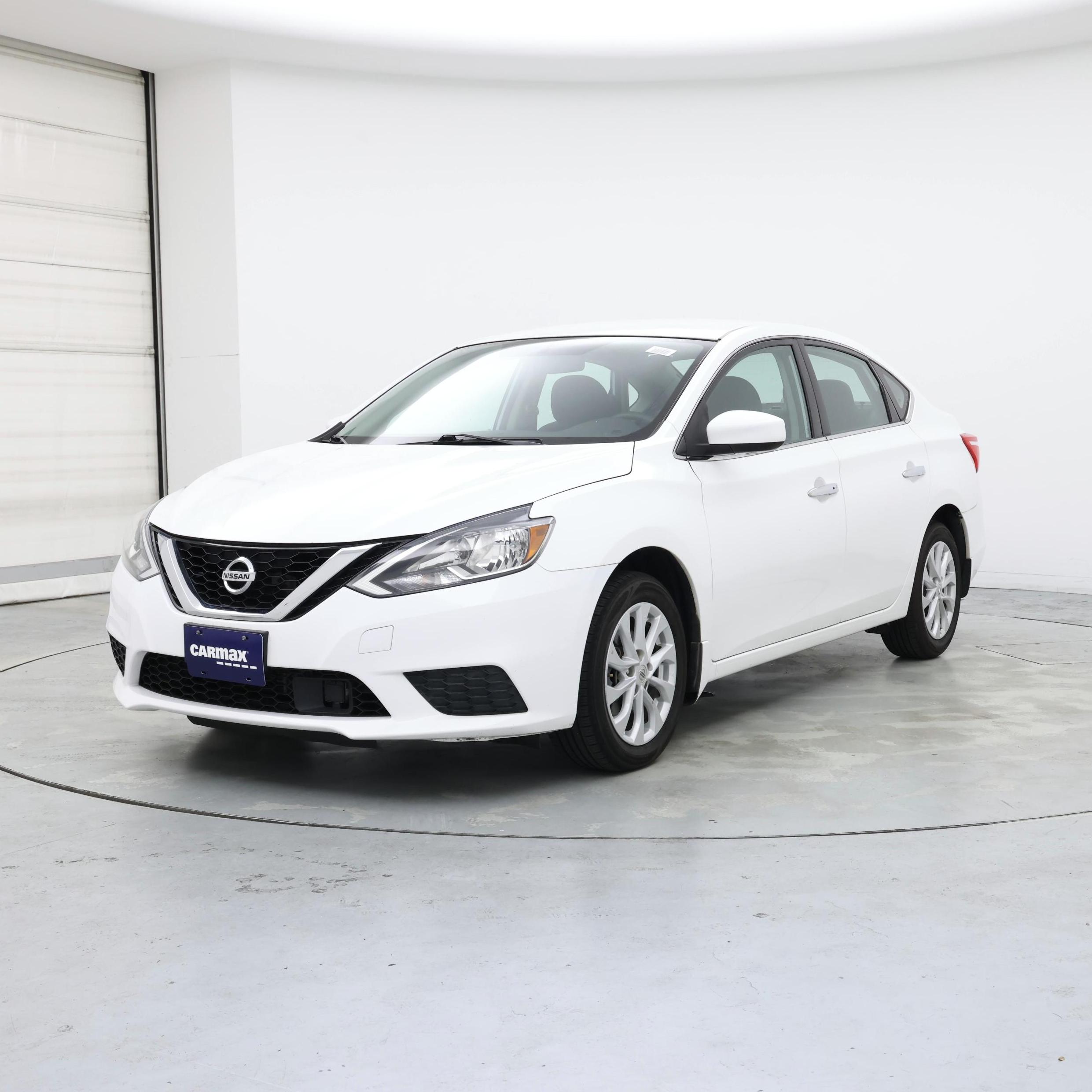 Thumbnail: 2019 Nissan Sentra - 4
