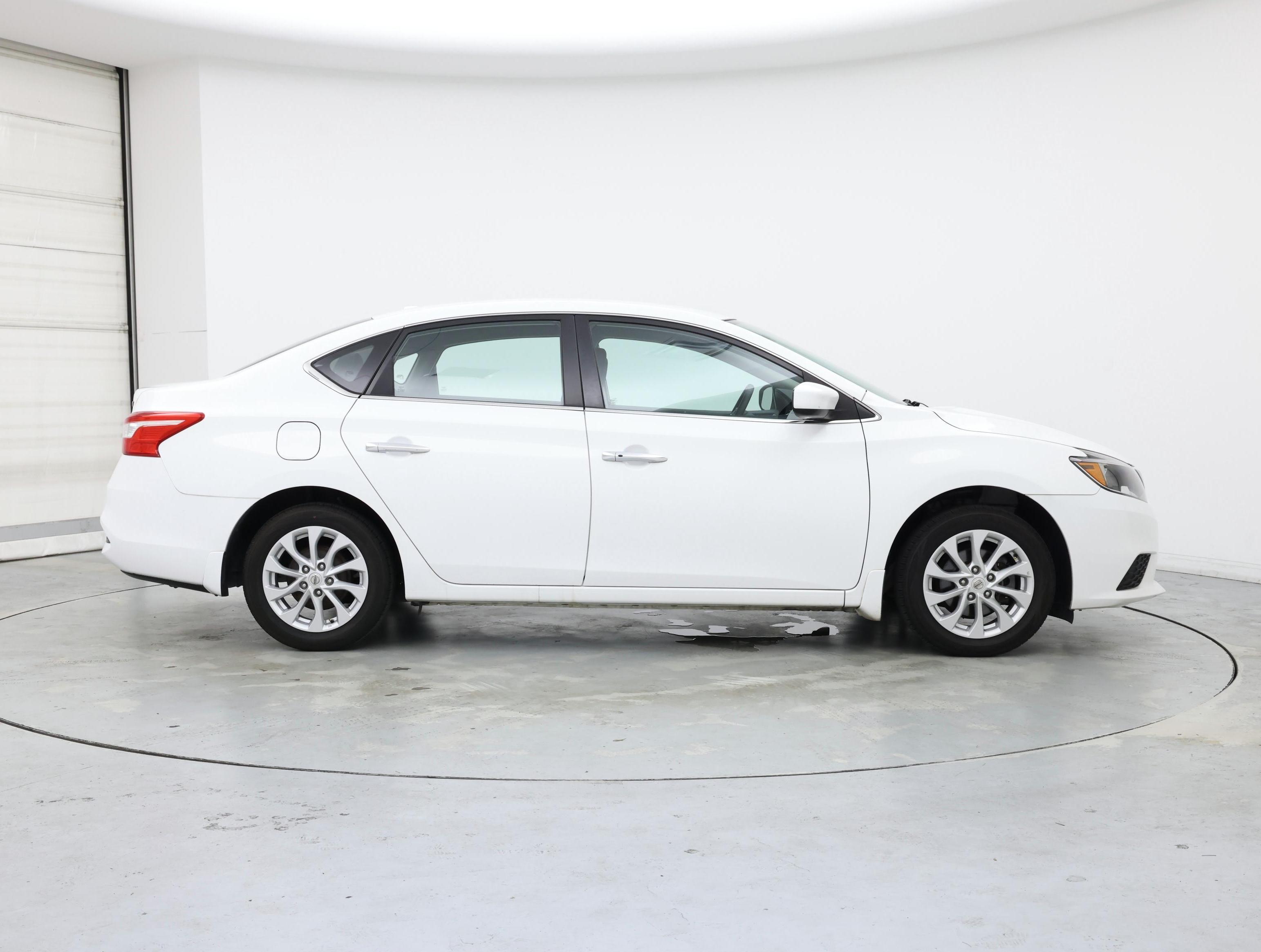 Thumbnail: 2019 Nissan Sentra - 7