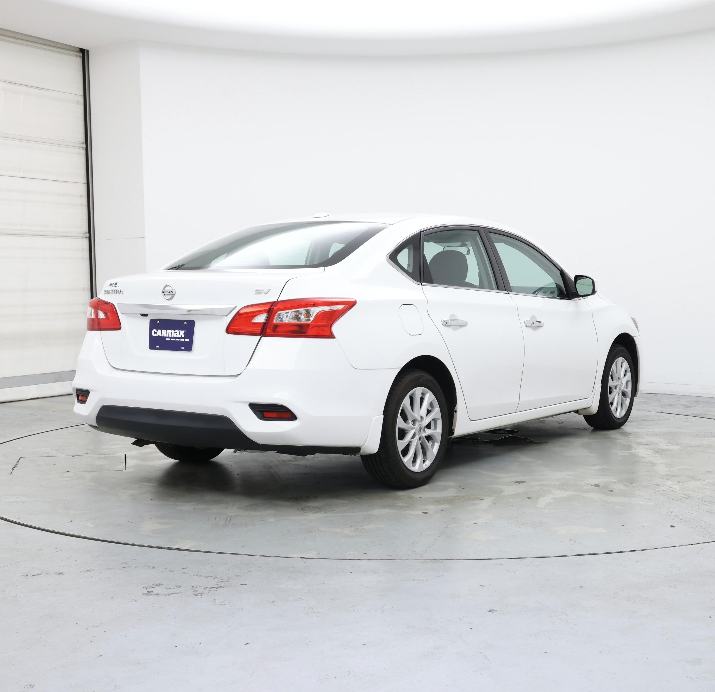 Thumbnail: 2019 Nissan Sentra - 8