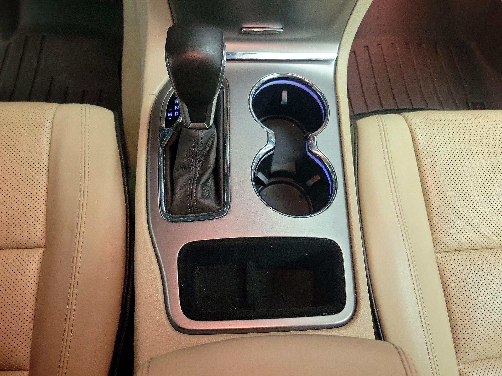 Thumbnail: 2019 Jeep Grand Cherokee - 18