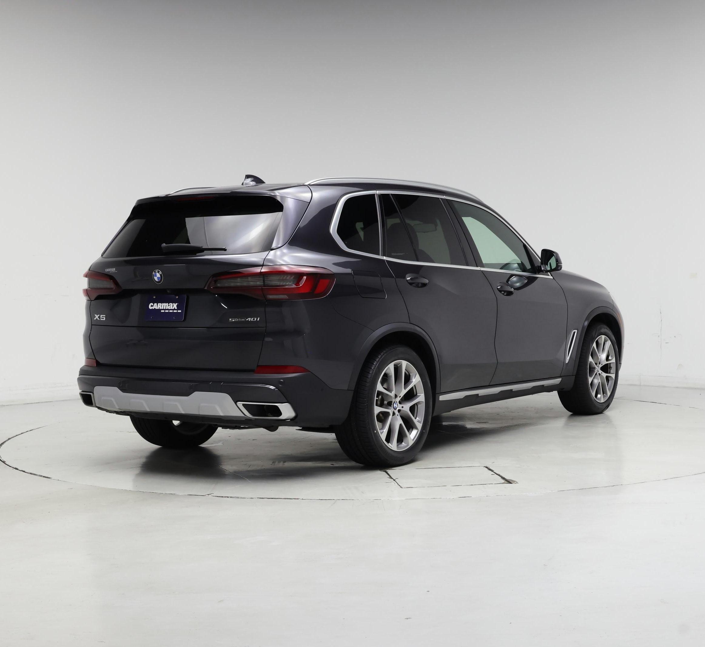 Thumbnail: 2022 BMW X5 - 8