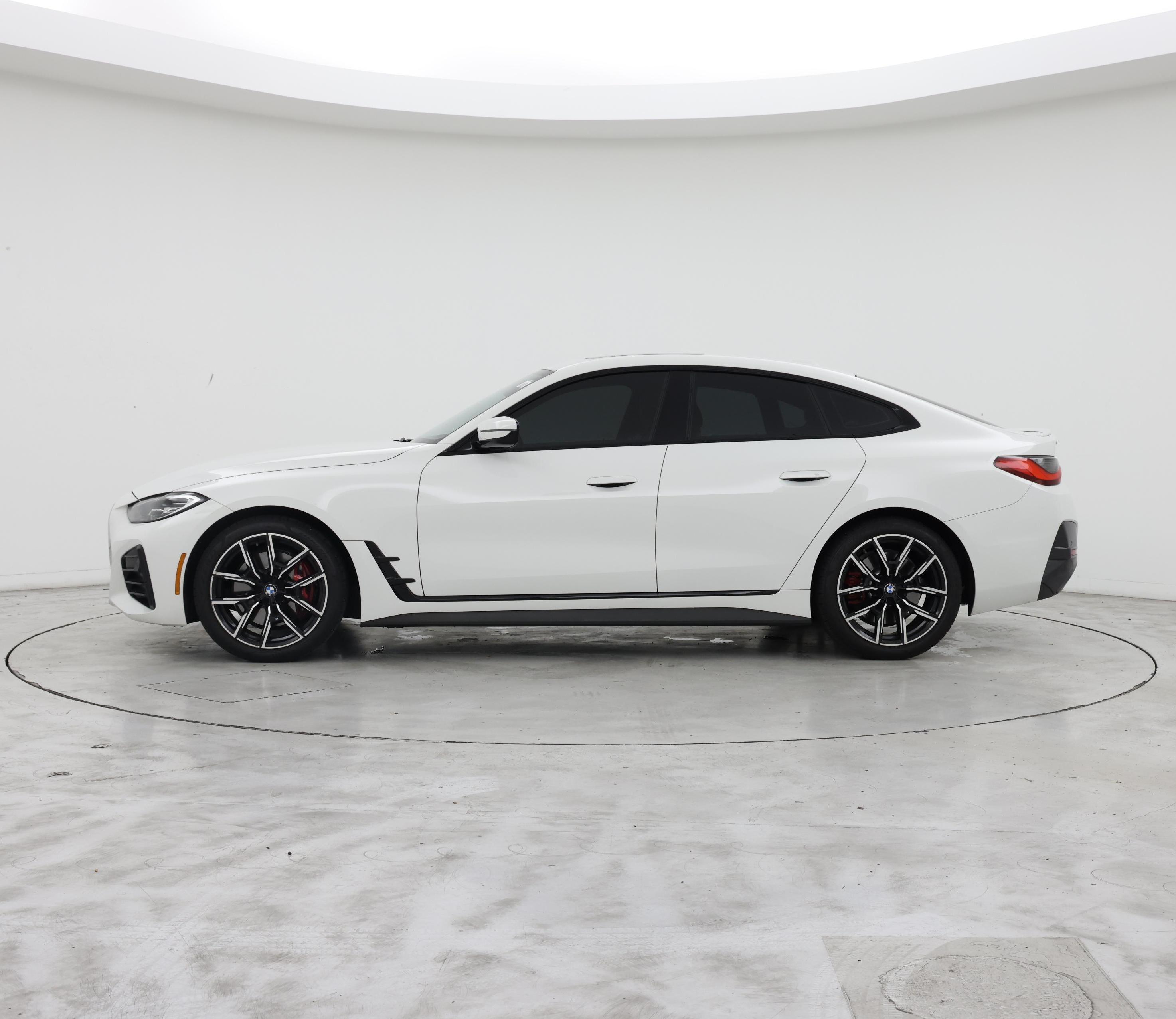 Thumbnail: 2022 BMW 4 Series - 3