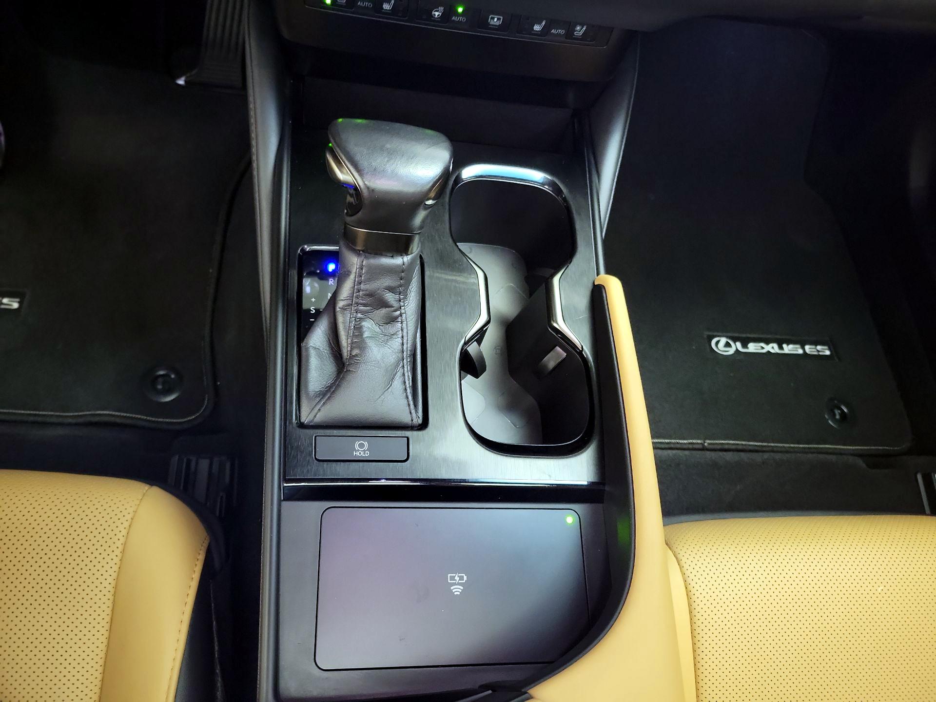 Thumbnail: 2023 Lexus ES - 18