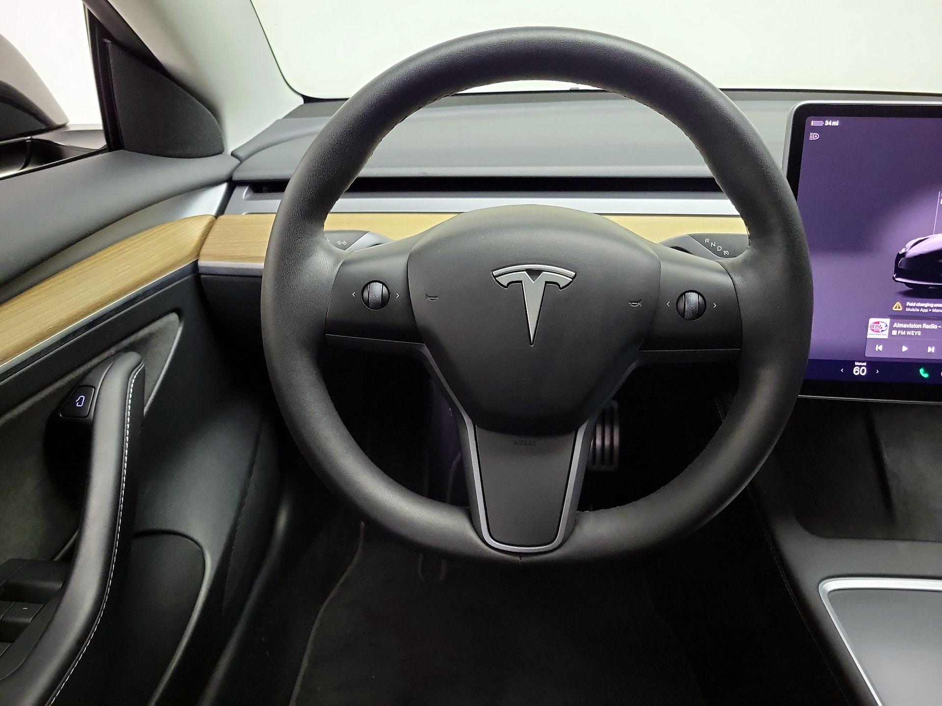Thumbnail: 2023 Tesla Model 3 - 10
