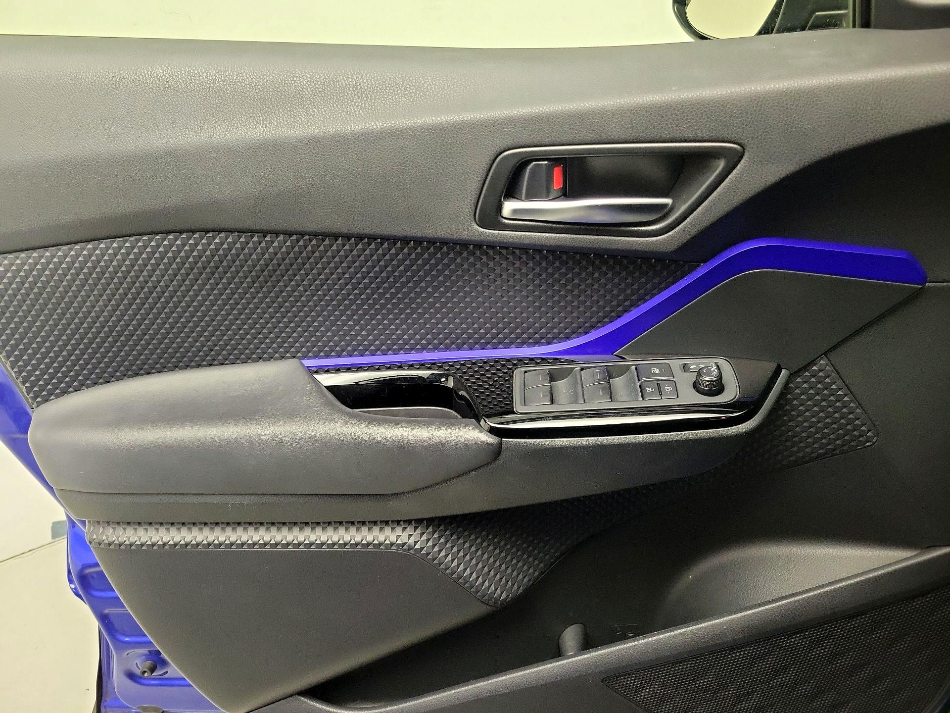 Thumbnail: 2020 Toyota C-HR - 12