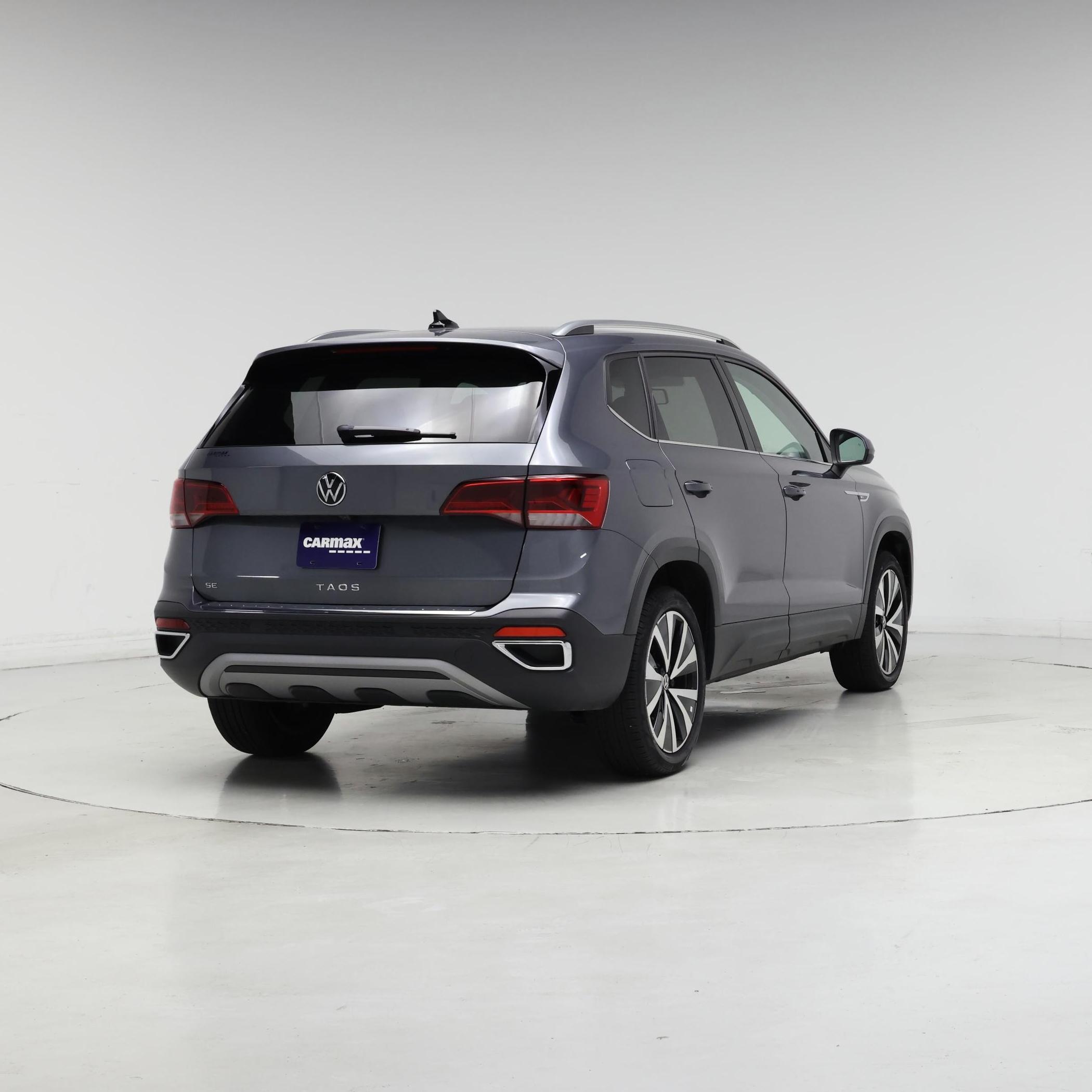 Thumbnail: 2022 Volkswagen Taos - 8