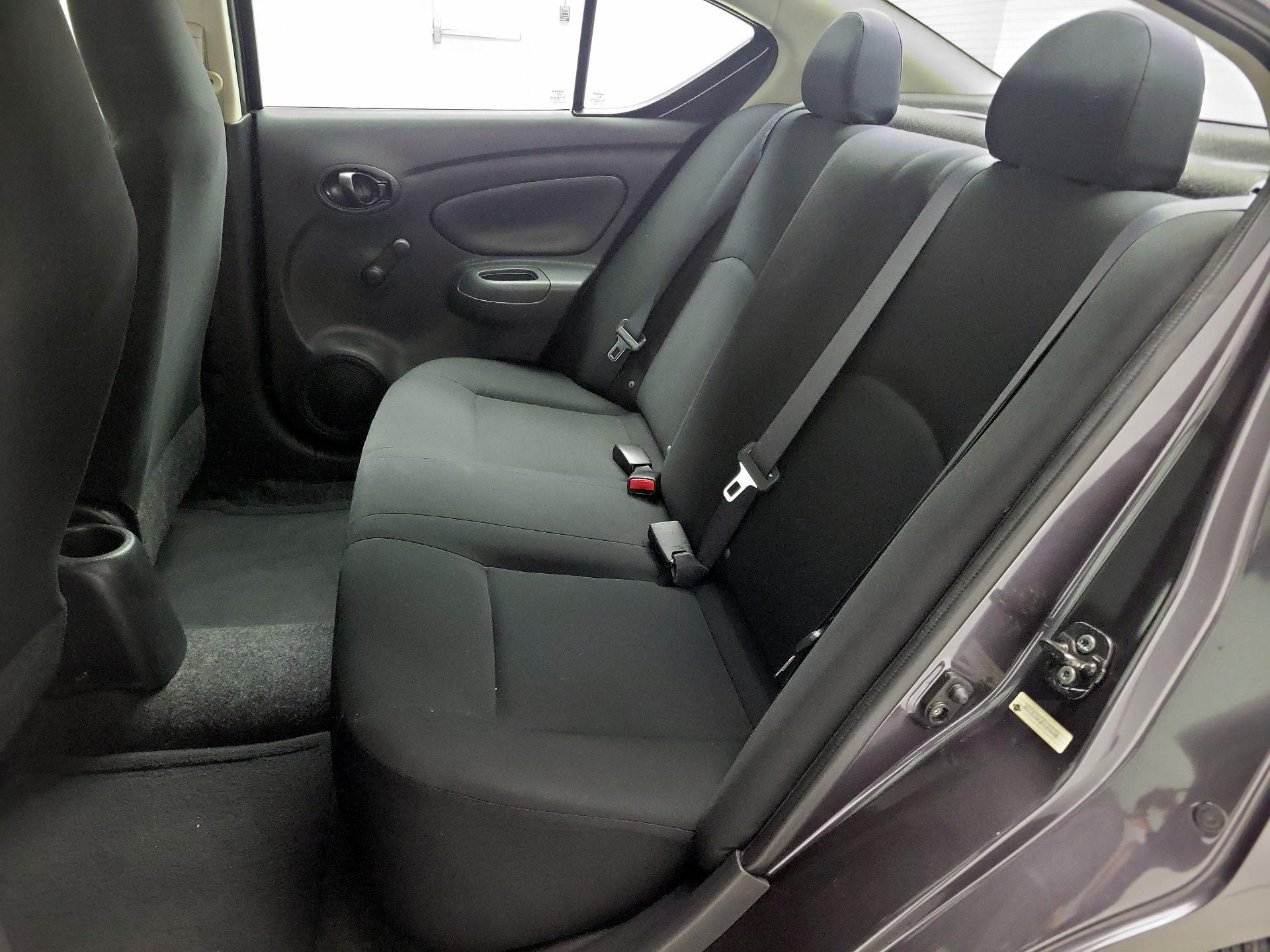 Thumbnail: 2015 Nissan Versa - 17
